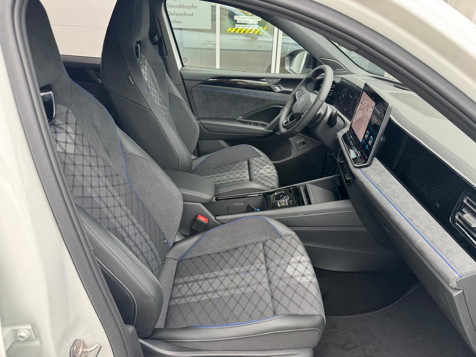 VW Tiguan R-Line, Benzin, Neuwagen, Automatik - 3