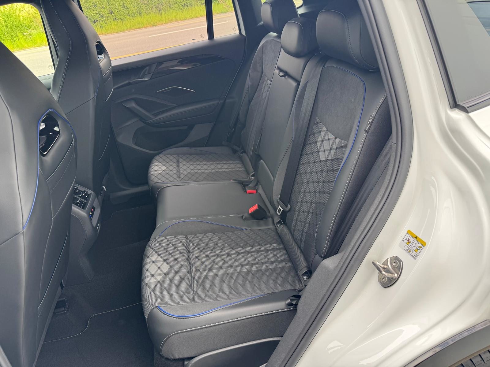 VW Tiguan R-Line, Benzin, Neuwagen, Automatik - 7