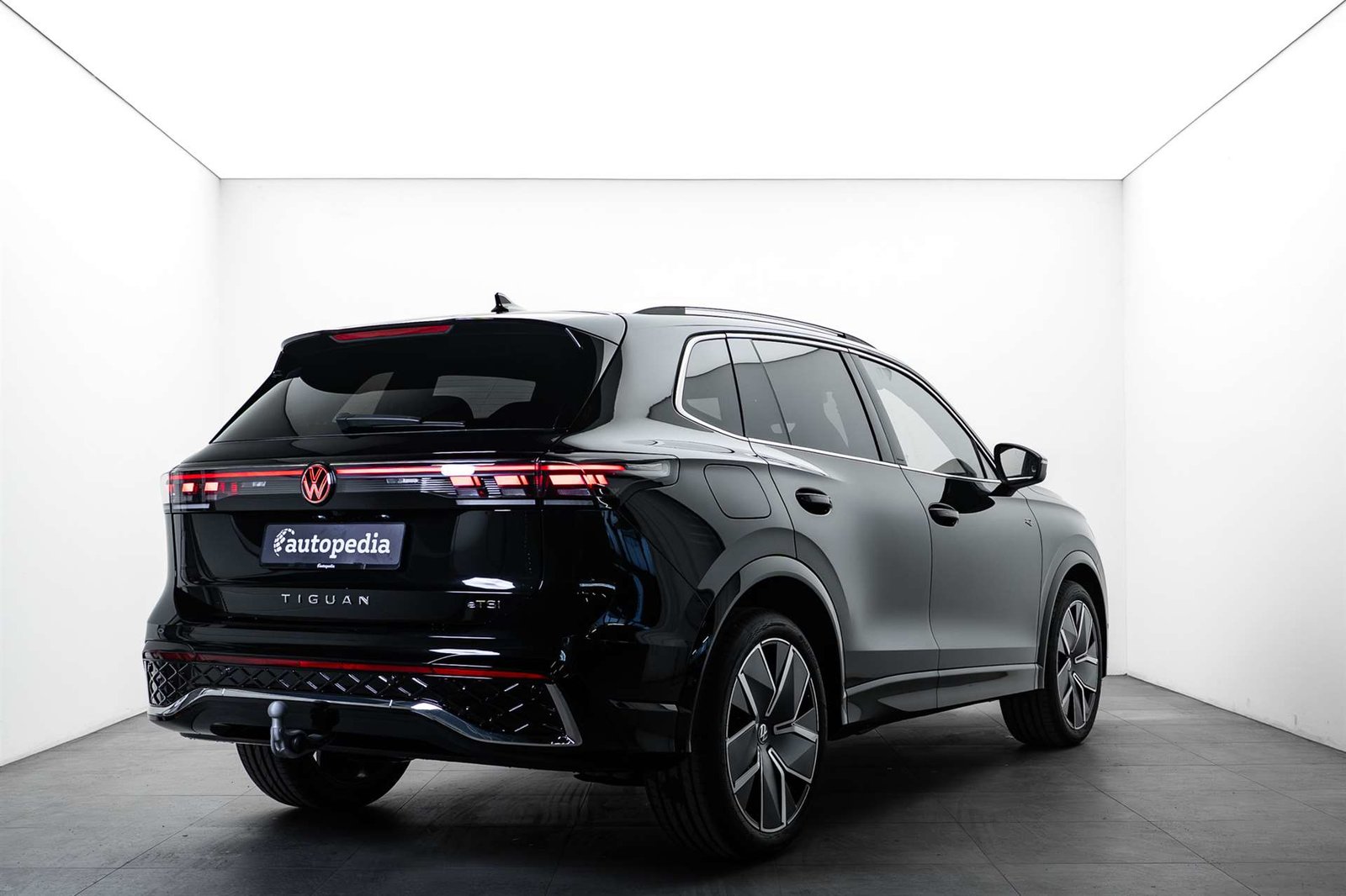 VW Tiguan 1.5 TSi evo2 mHEV R-Line DSG-Automat, Mild-Hybrid Benzin/Elektro, Neuwagen, Automatik - 3