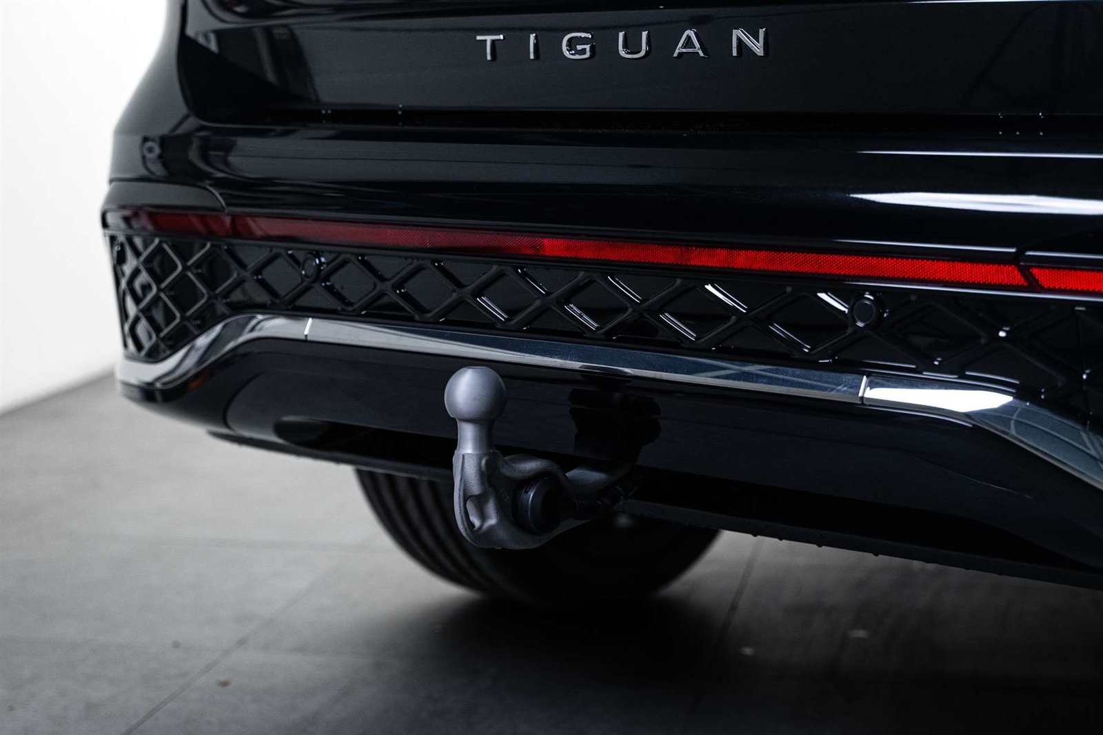 VW Tiguan 1.5 TSi evo2 mHEV R-Line DSG-Automat, Mild-Hybrid Benzin/Elektro, Neuwagen, Automatik - 5