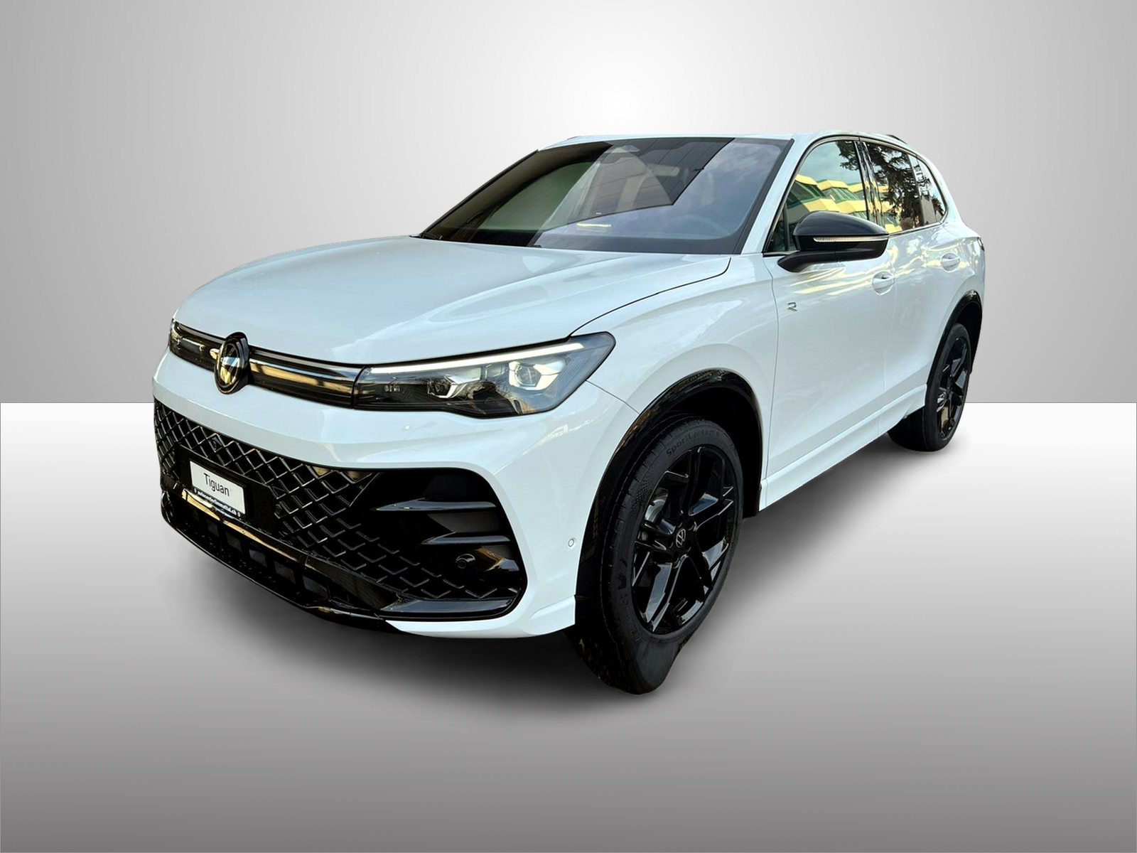 VW Tiguan R-Line