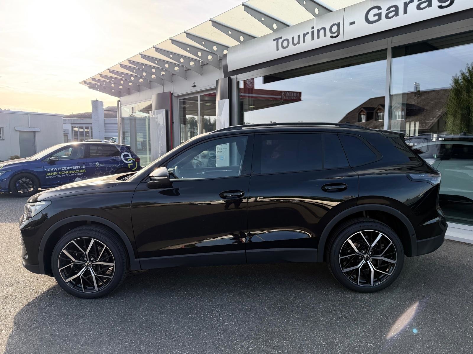 VW Tiguan 2.0 TSI DSG United 4Motion, Petrol, New car, Automatic - 2