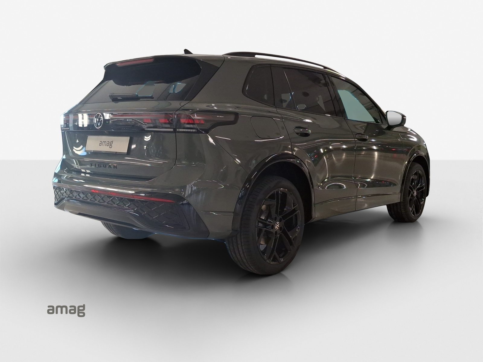 VW Tiguan R-Line, Benzin, Neuwagen, Automatik - 5