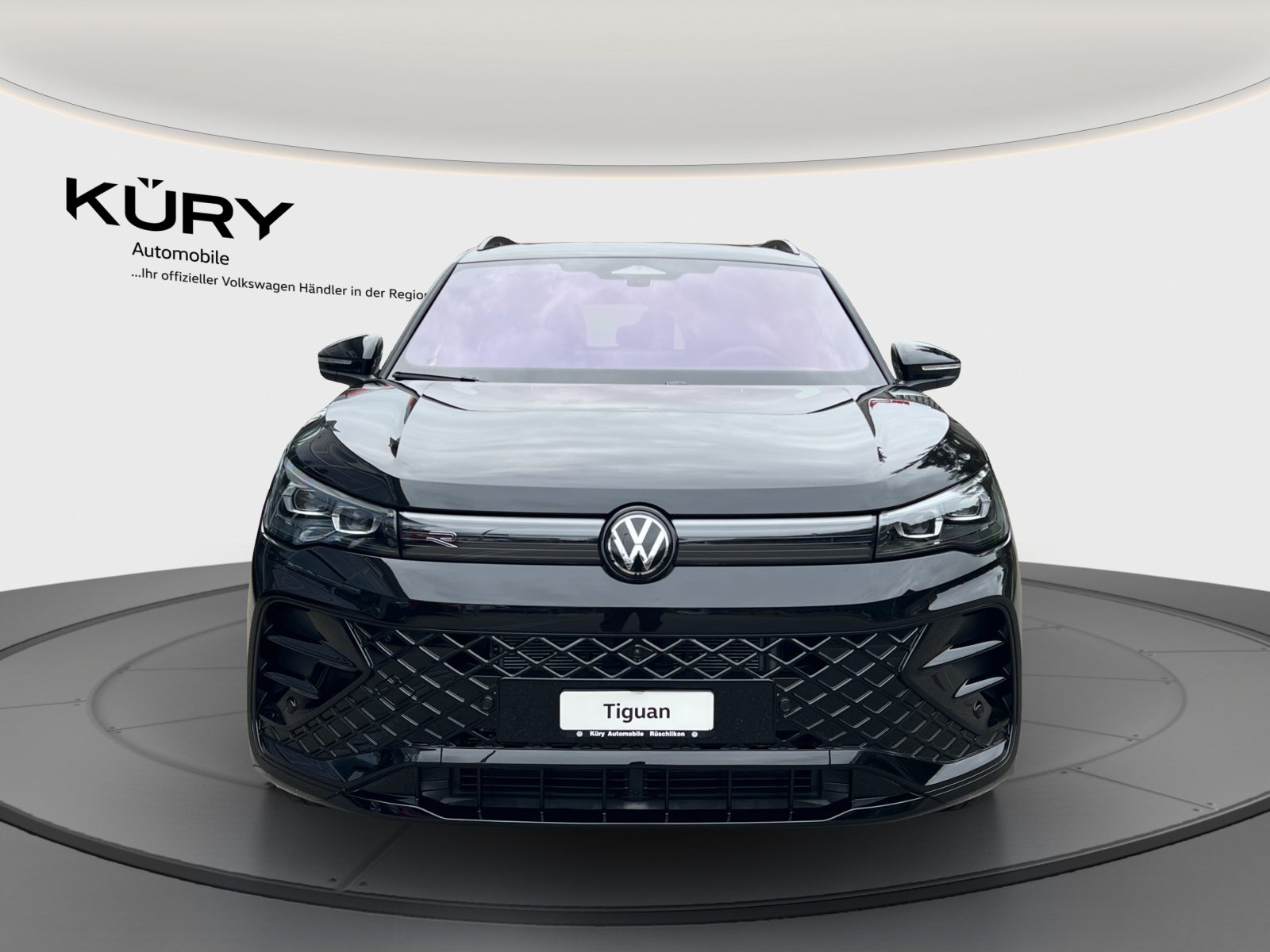 VW Tiguan R-Line, Petrol, New car, Automatic - 2