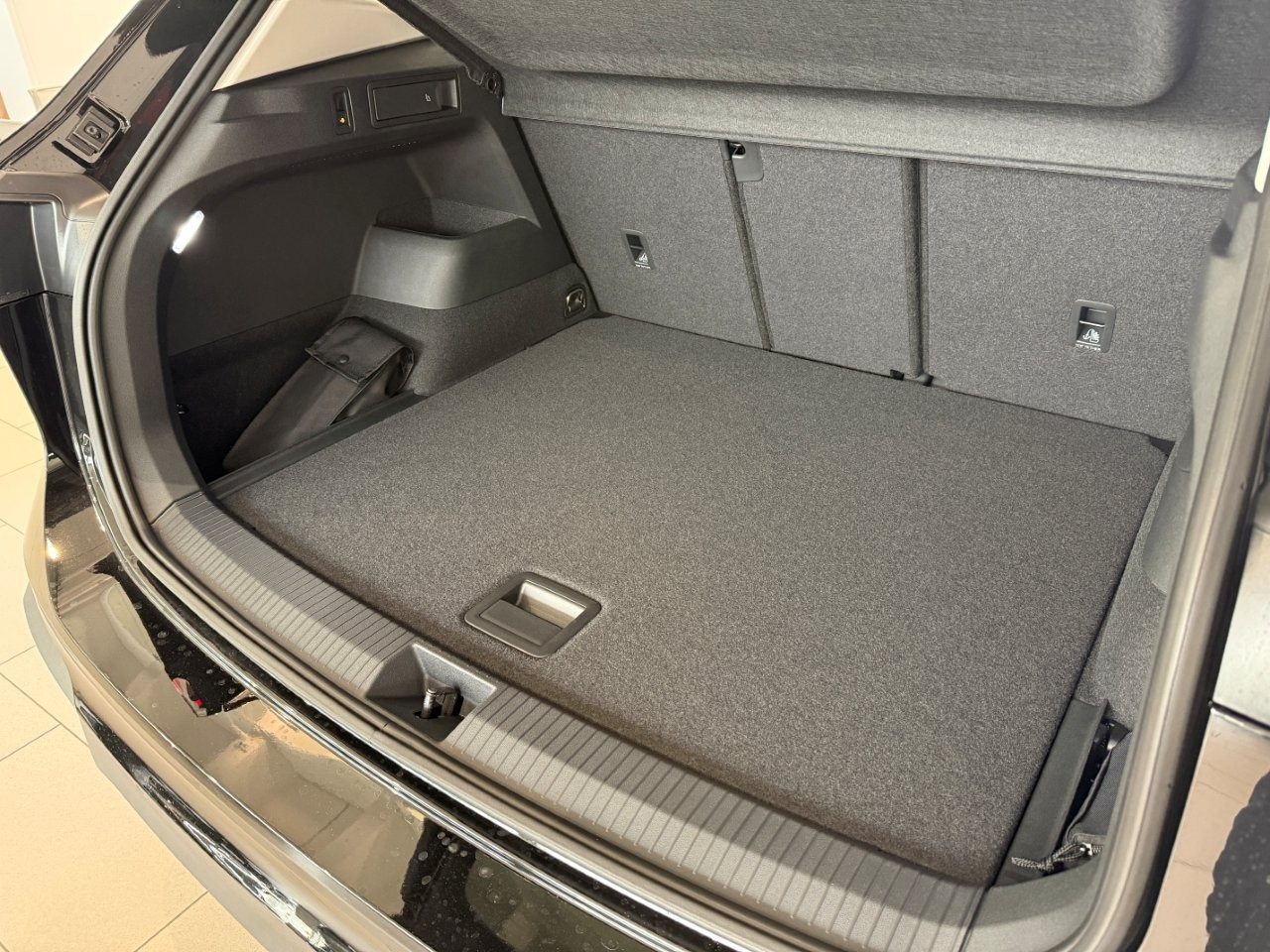 VW Tiguan UNITED, Essence, Voiture nouvelle, Automatique - 6