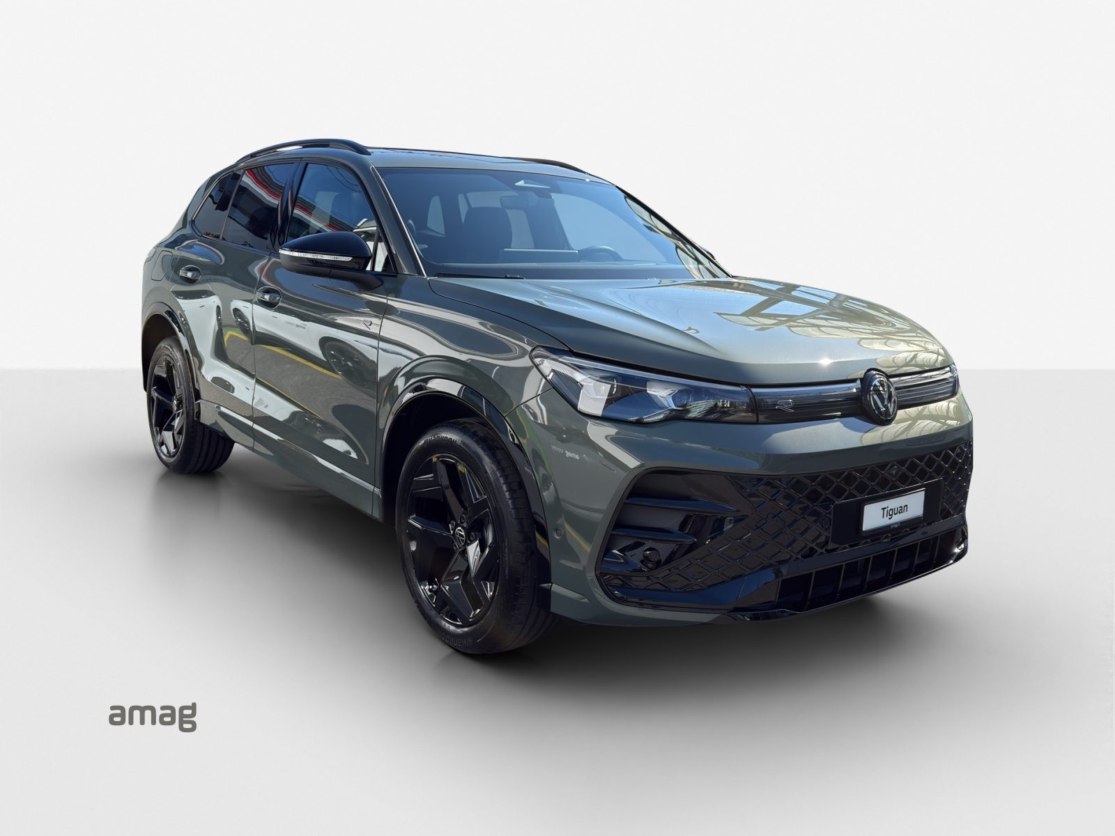 VW Tiguan R-Line, Voll-Hybrid Benzin/Elektro, Neuwagen, Automatik - 6