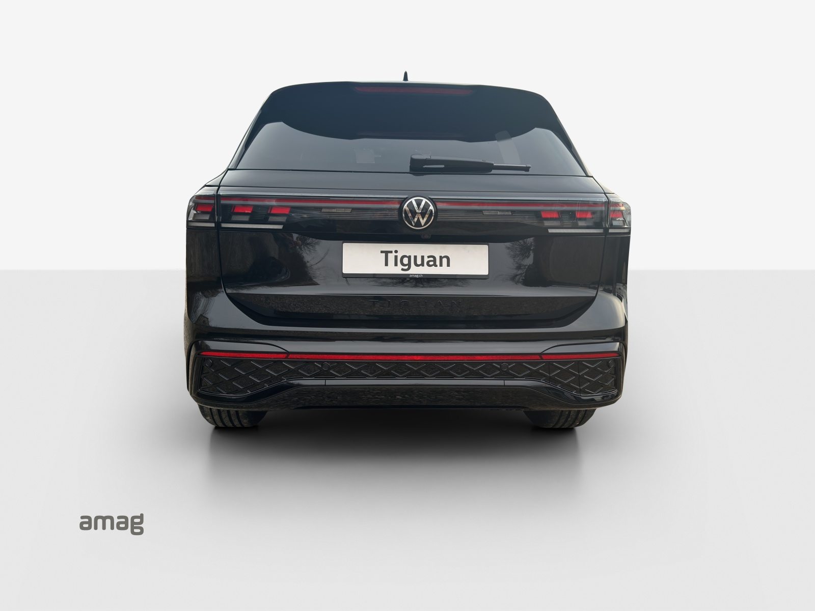 VW Tiguan R-Line, Diesel, New car, Automatic - 4
