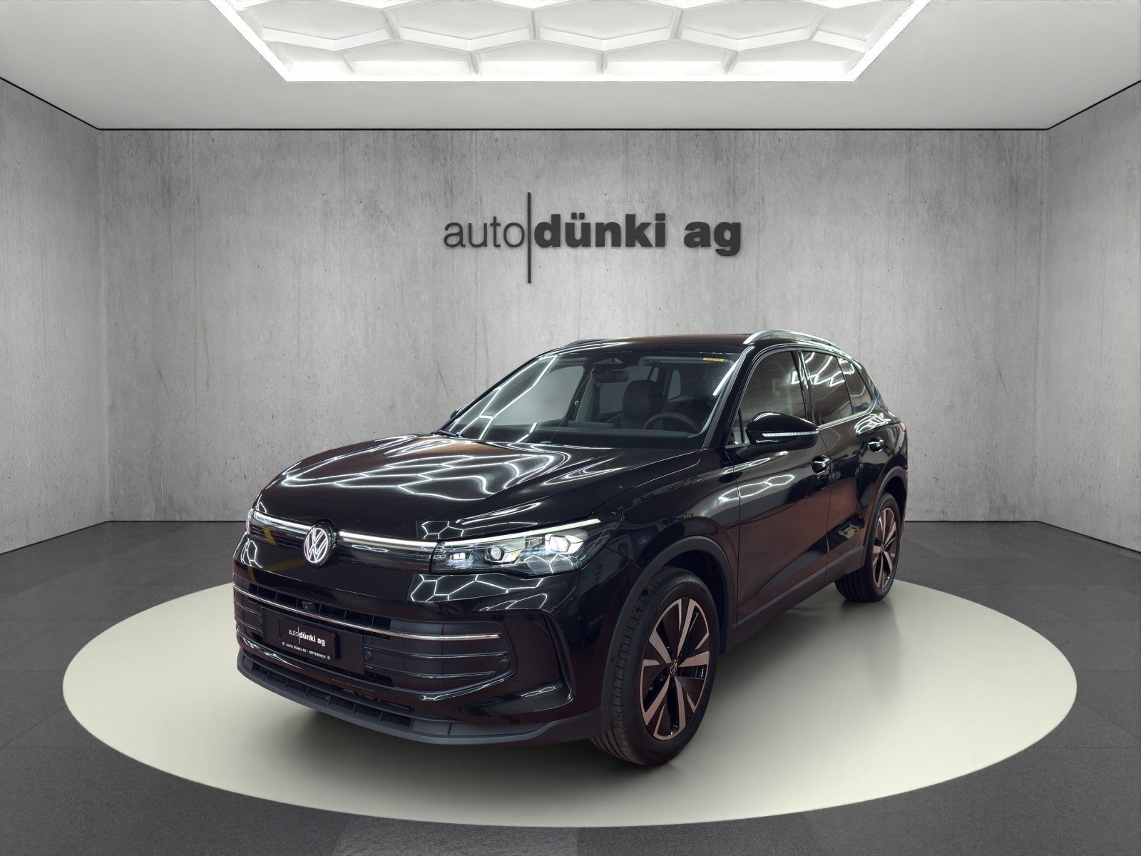VW Tiguan 2.0 TSI DSG United 4Motion, Essence, Voiture nouvelle, Automatique