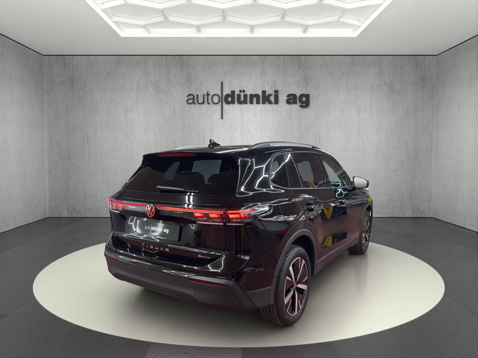 VW Tiguan 2.0 TSI DSG United 4Motion, Essence, Voiture nouvelle, Automatique - 4