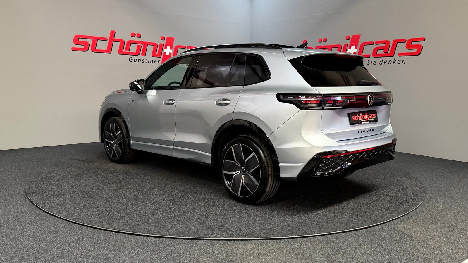 VW Tiguan 2.0 TSI DSG R-Line 4Motion, Petrol, New car, Automatic - 5