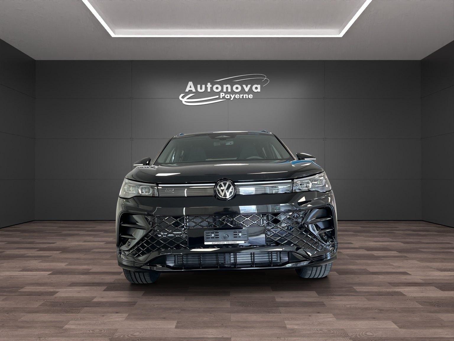 VW Tiguan R-Line, Essence, Voiture nouvelle, Automatique - 2