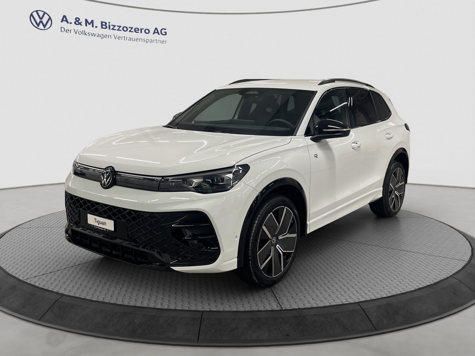 VW Tiguan R-Line UNITED