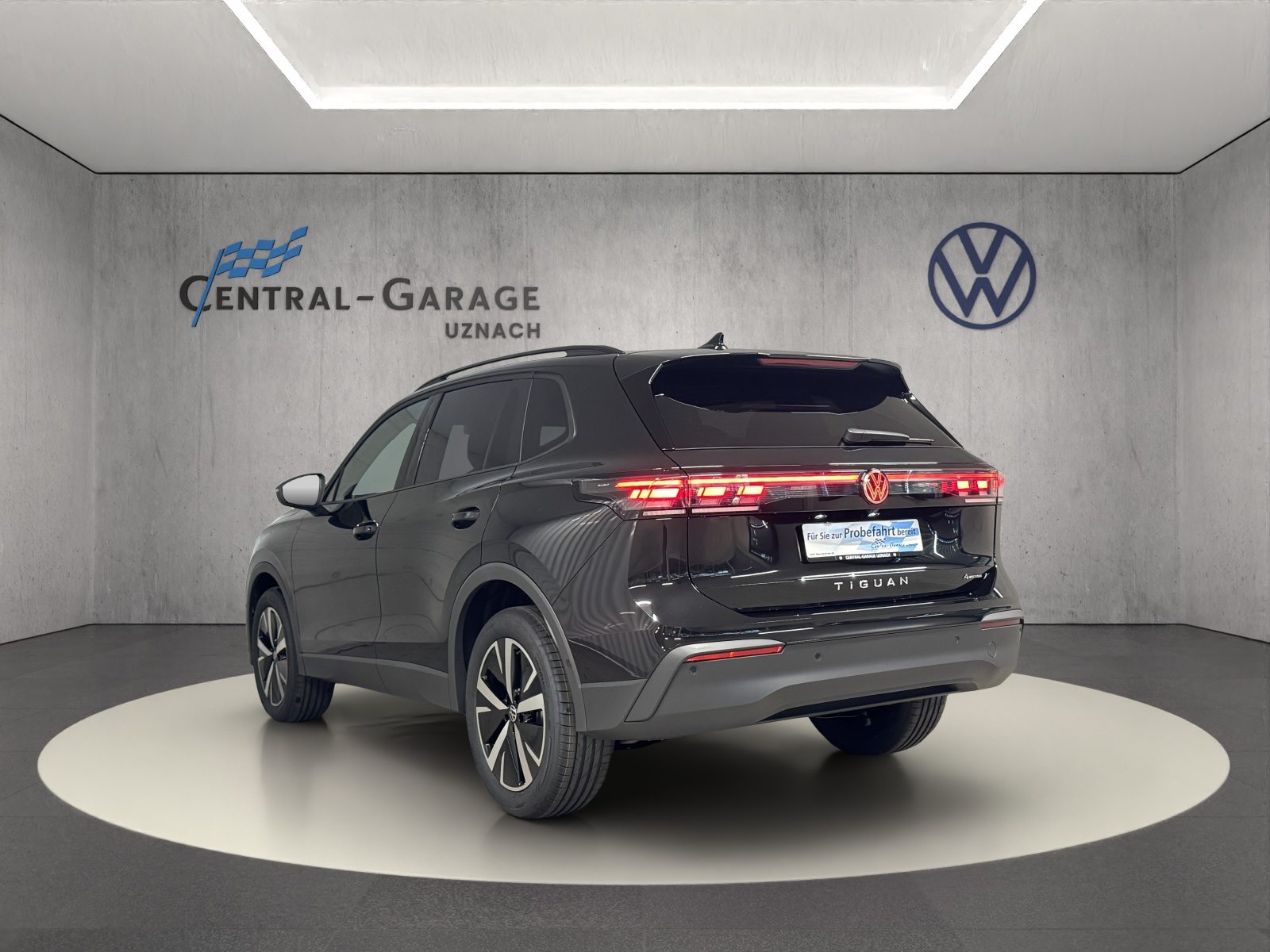 VW Tiguan Life UNITED, Petrol, New car, Automatic - 3