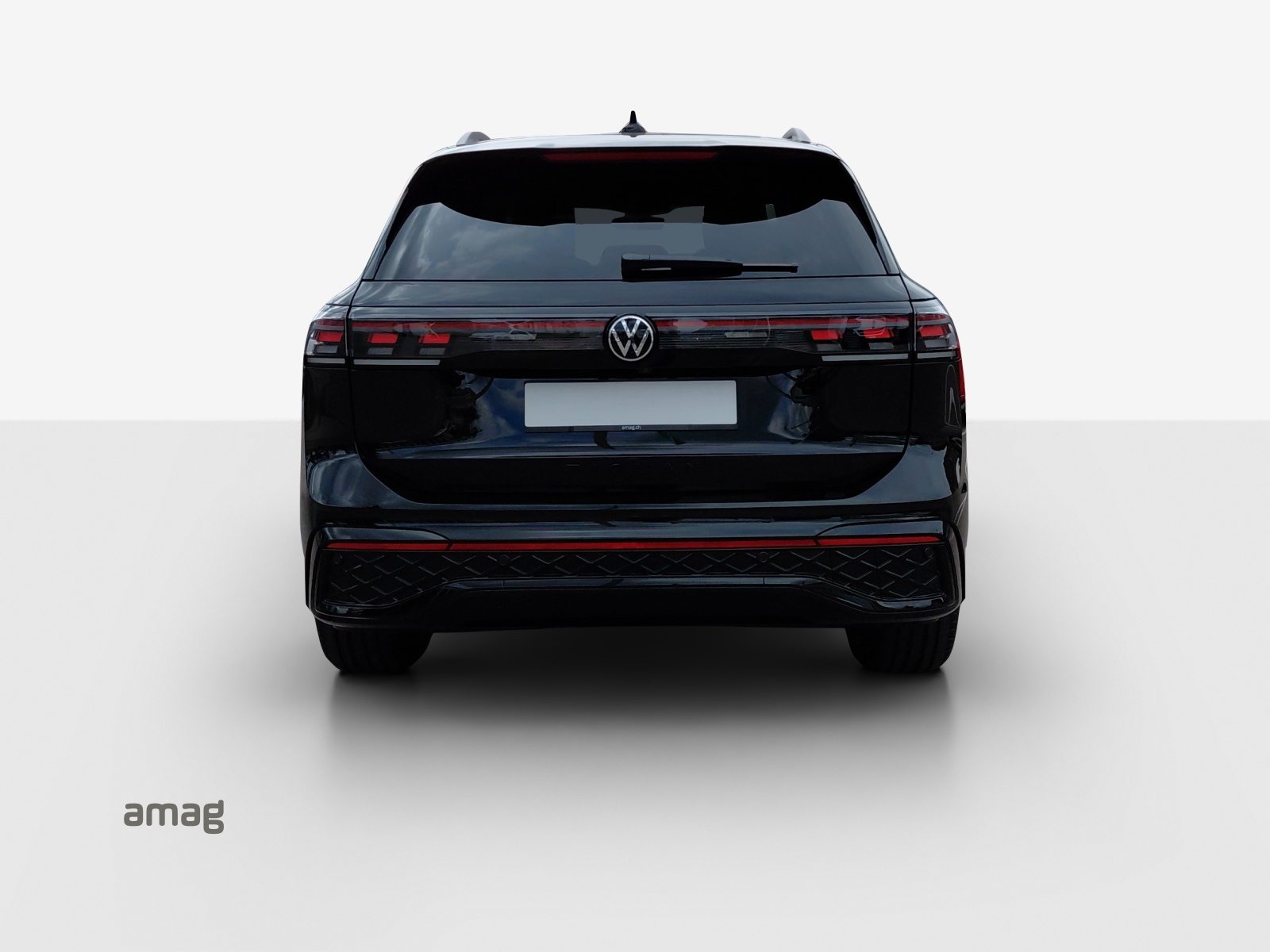 VW Tiguan R-Line UNITED, Hybride Intégral Essence/Électricité, Voiture nouvelle, Automatique - 4