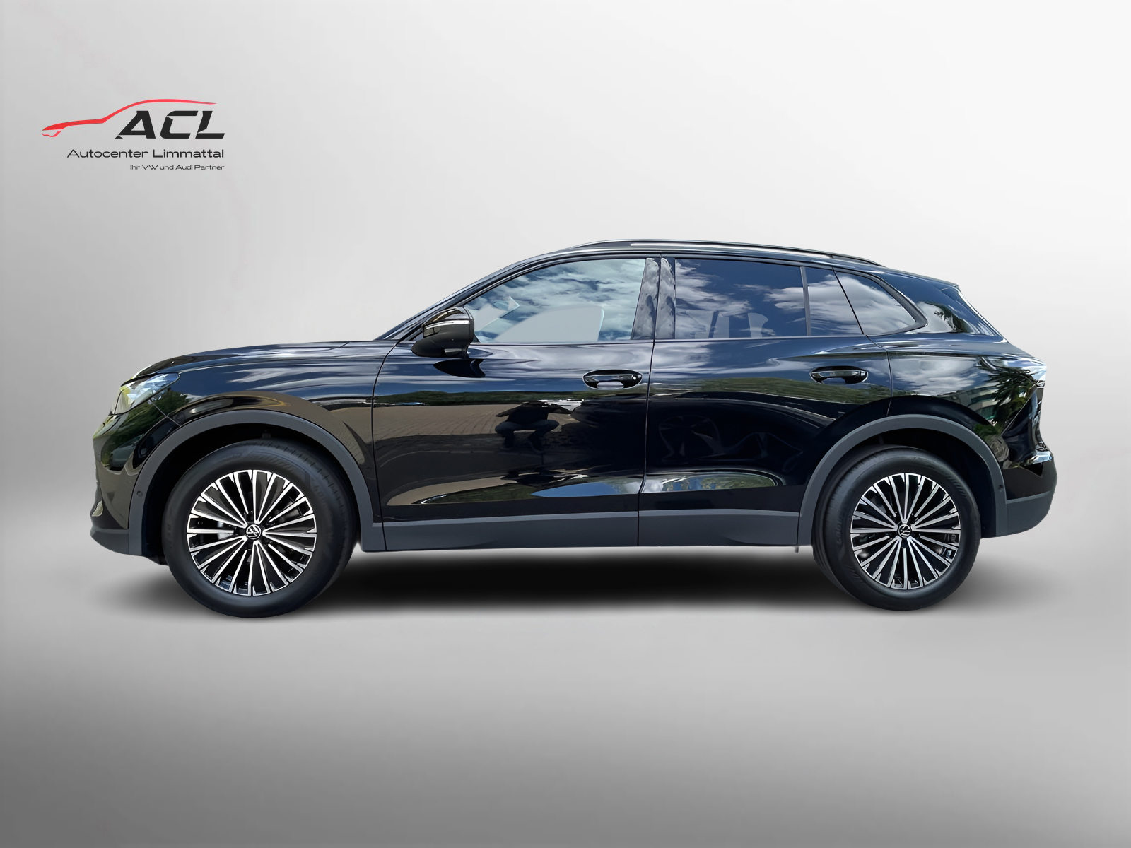 VW Tiguan UNITED, Benzina, Auto nuove, Automatico - 2