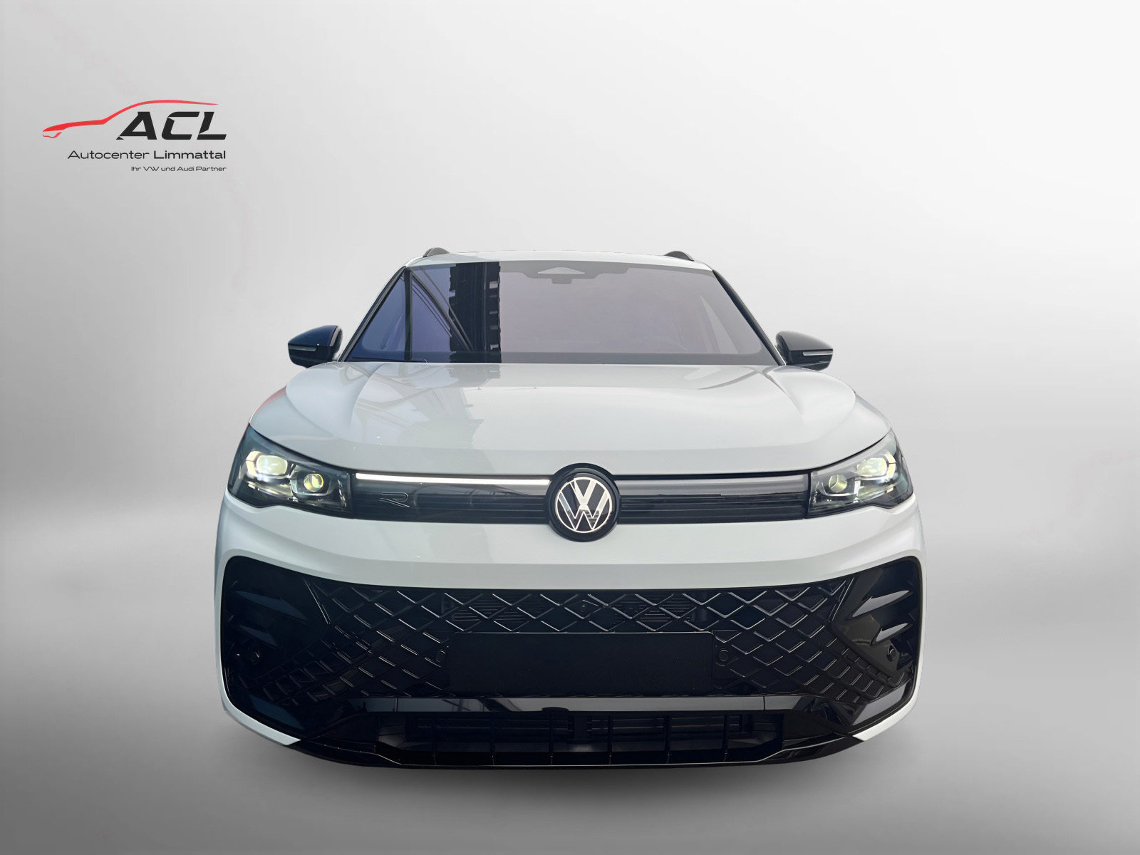 VW Tiguan R-Line, Benzina, Auto nuove, Automatico - 2