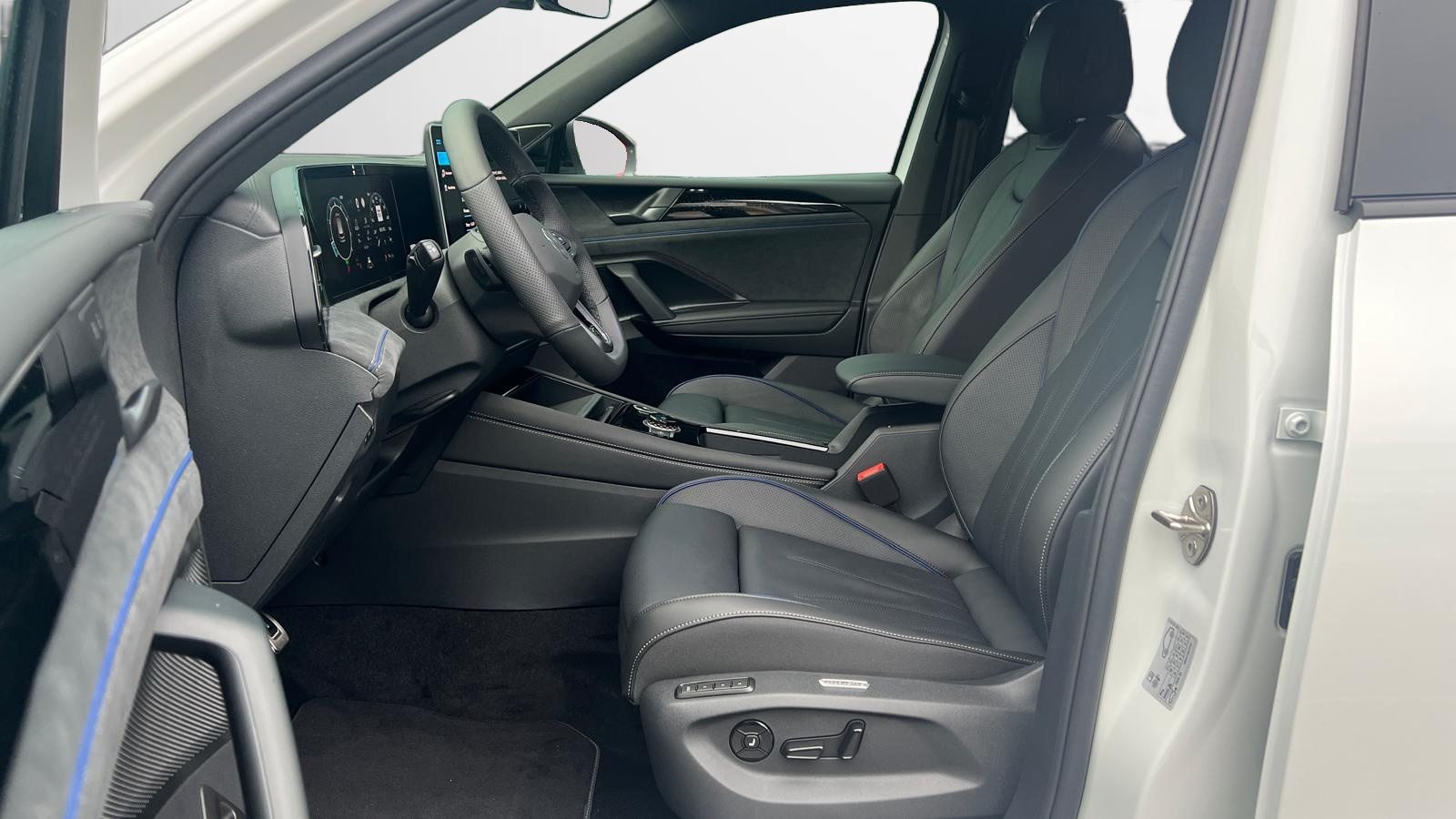 VW Tiguan R-Line, Benzina, Auto nuove, Automatico - 5
