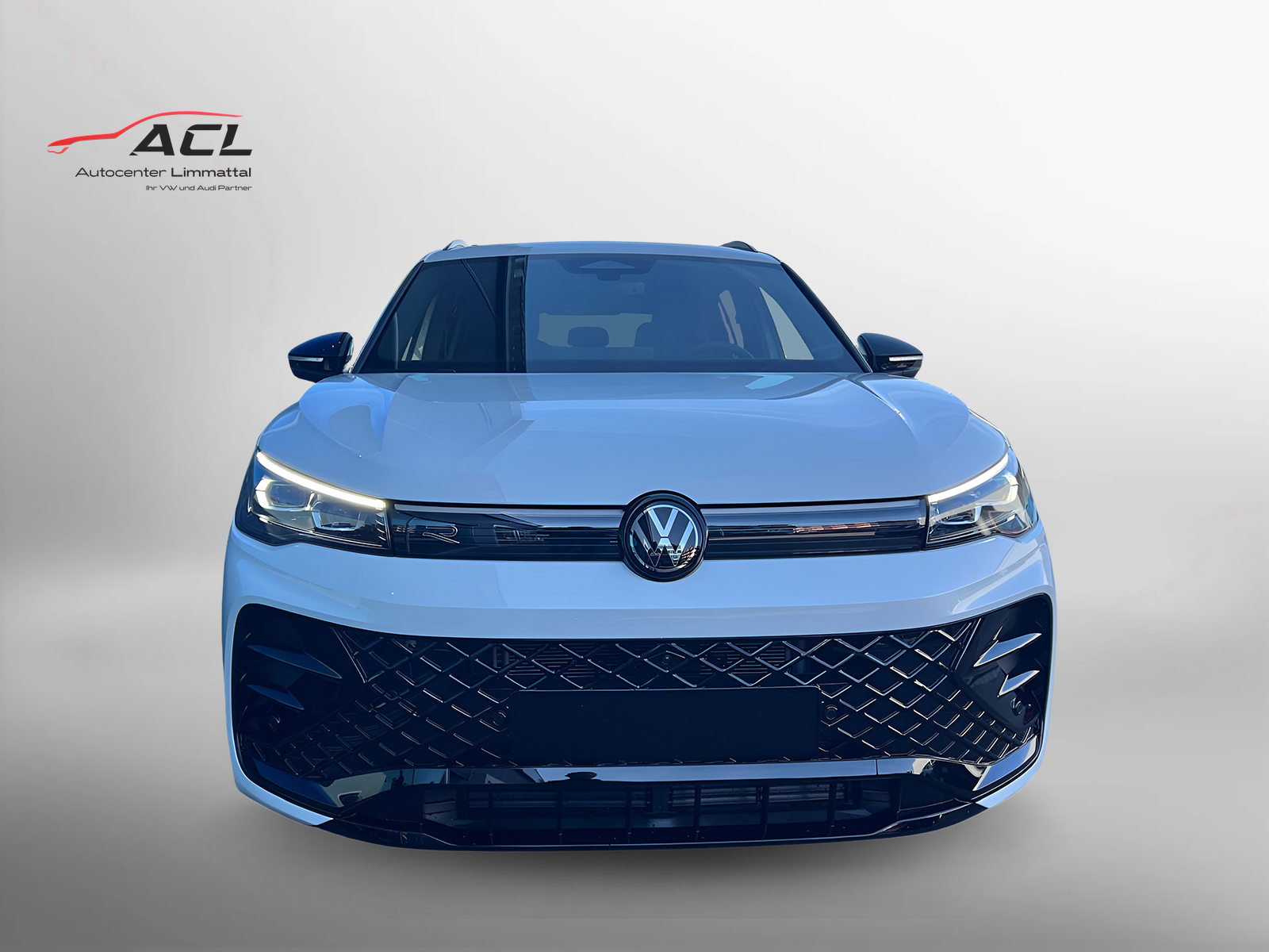 VW Tiguan R-Line, Benzina, Auto nuove, Automatico - 2