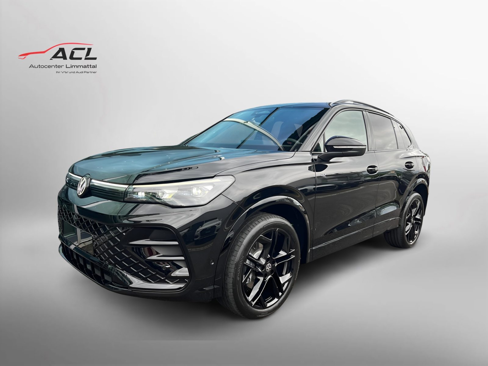 VW Tiguan R-Line