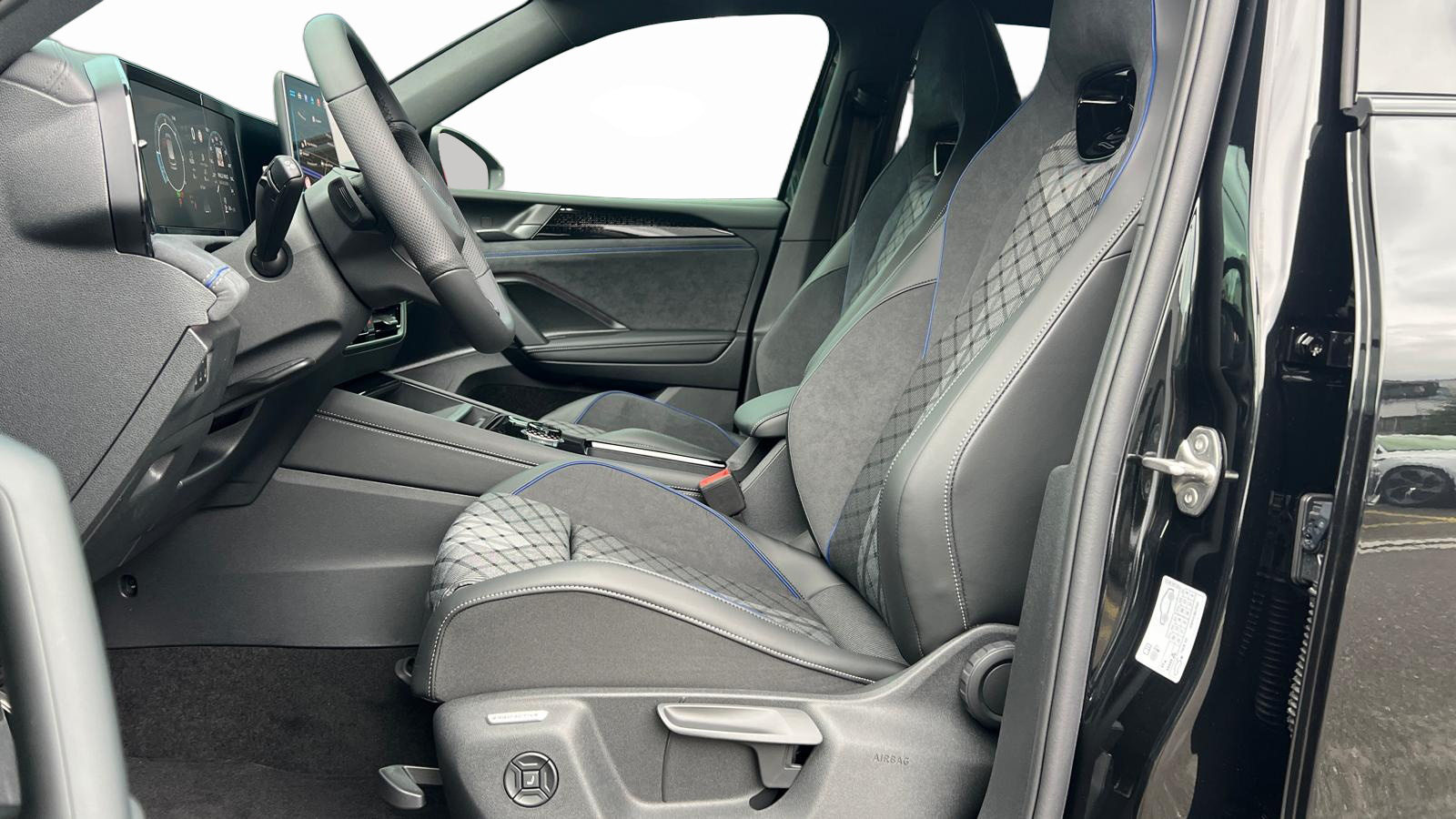 VW Tiguan R-Line, Diesel, Neuwagen, Automatik - 5