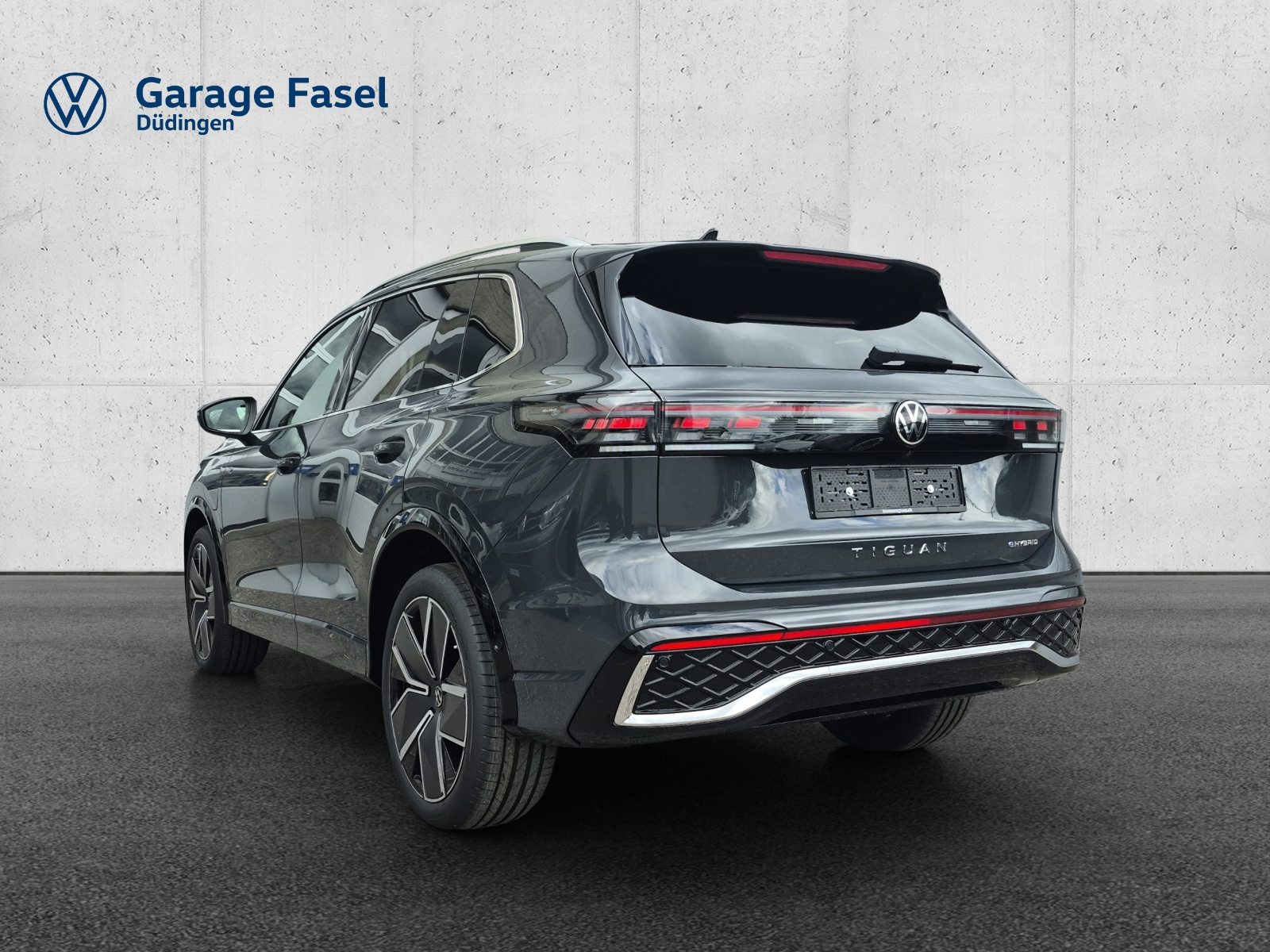 VW Tiguan R-Line, Voll-Hybrid Benzin/Elektro, Neuwagen, Automatik - 3