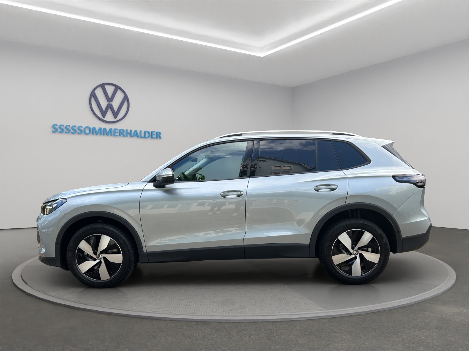 VW Tiguan Life UNITED, Benzina, Auto nuove, Automatico - 2