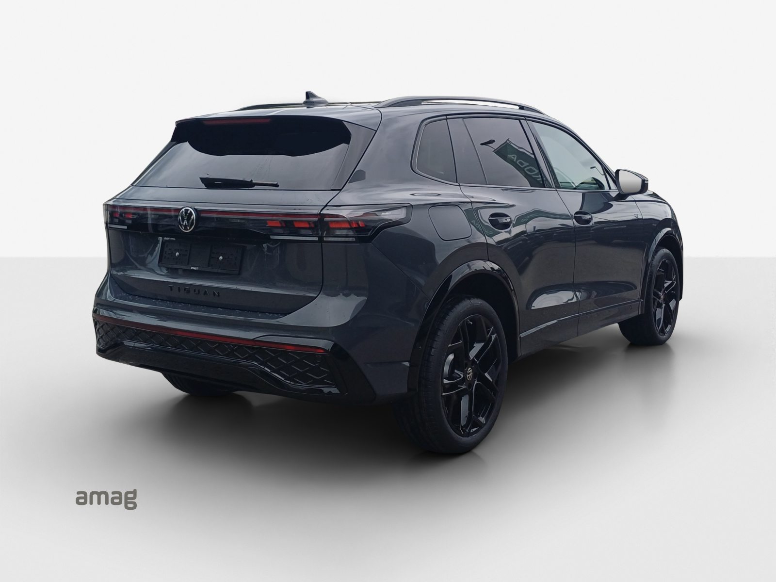 VW Tiguan R-Line UNITED, Hybride Integrale Benzina/Elettrica, Auto nuove, Automatico - 5
