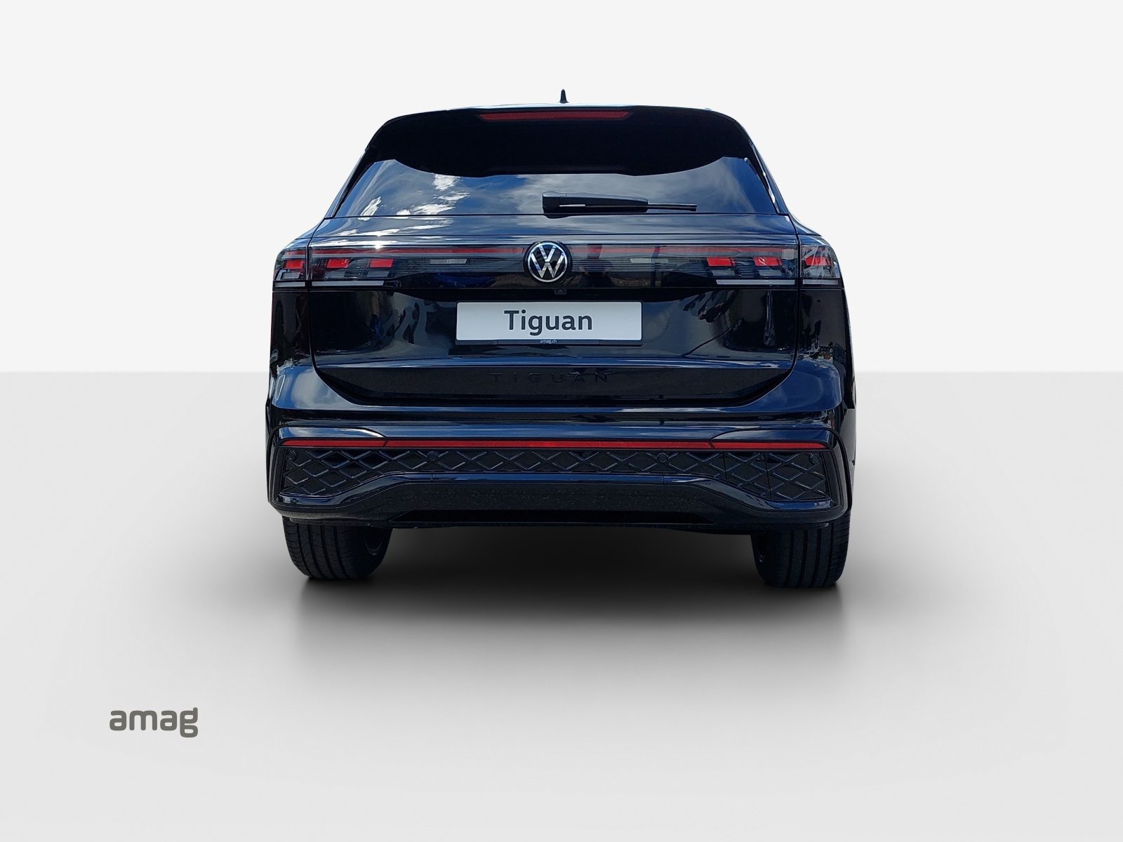 VW Tiguan R-Line, Diesel, New car, Automatic - 4