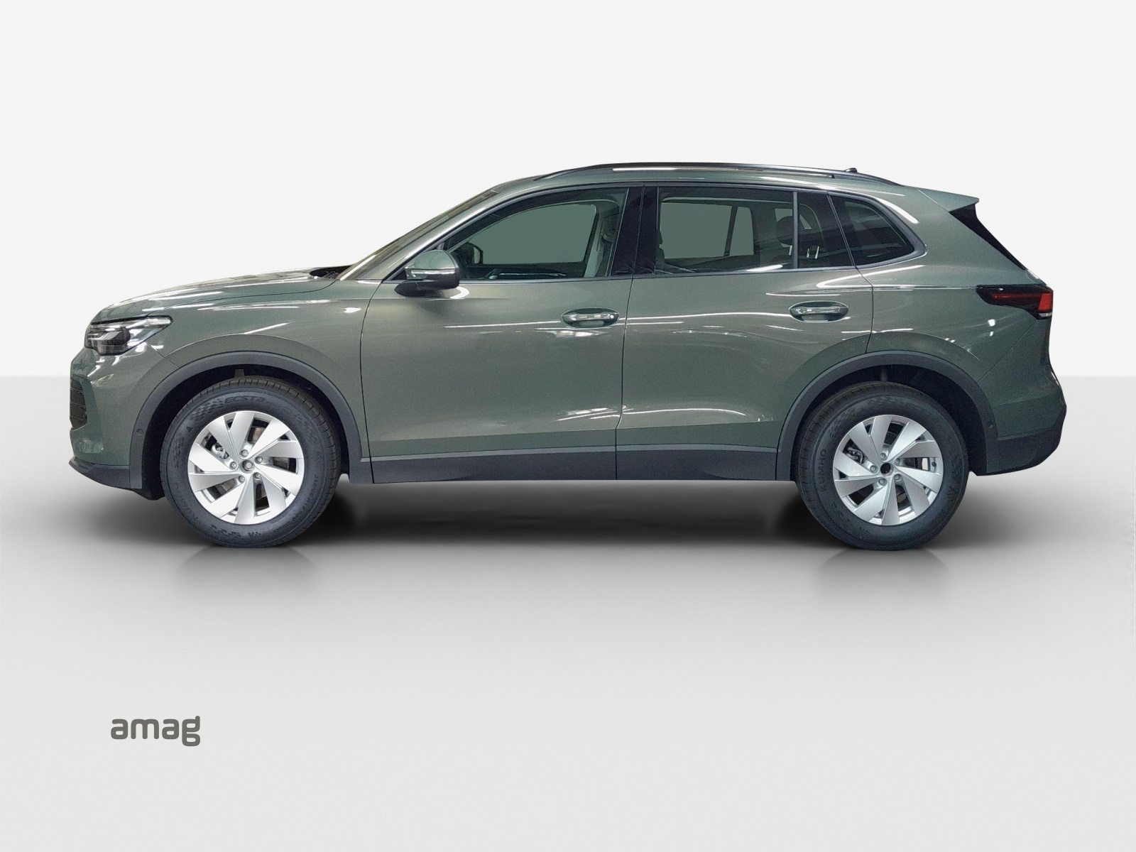 VW Tiguan Trend, Petrol, New car, Automatic - 2