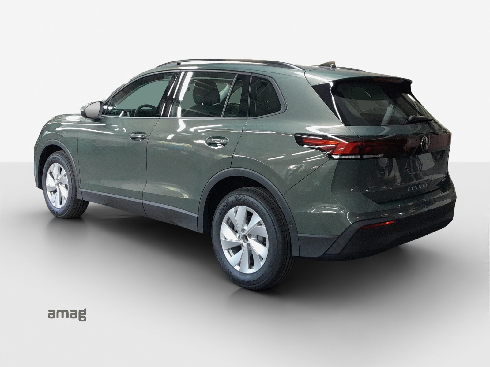 VW Tiguan Trend, Petrol, New car, Automatic - 3
