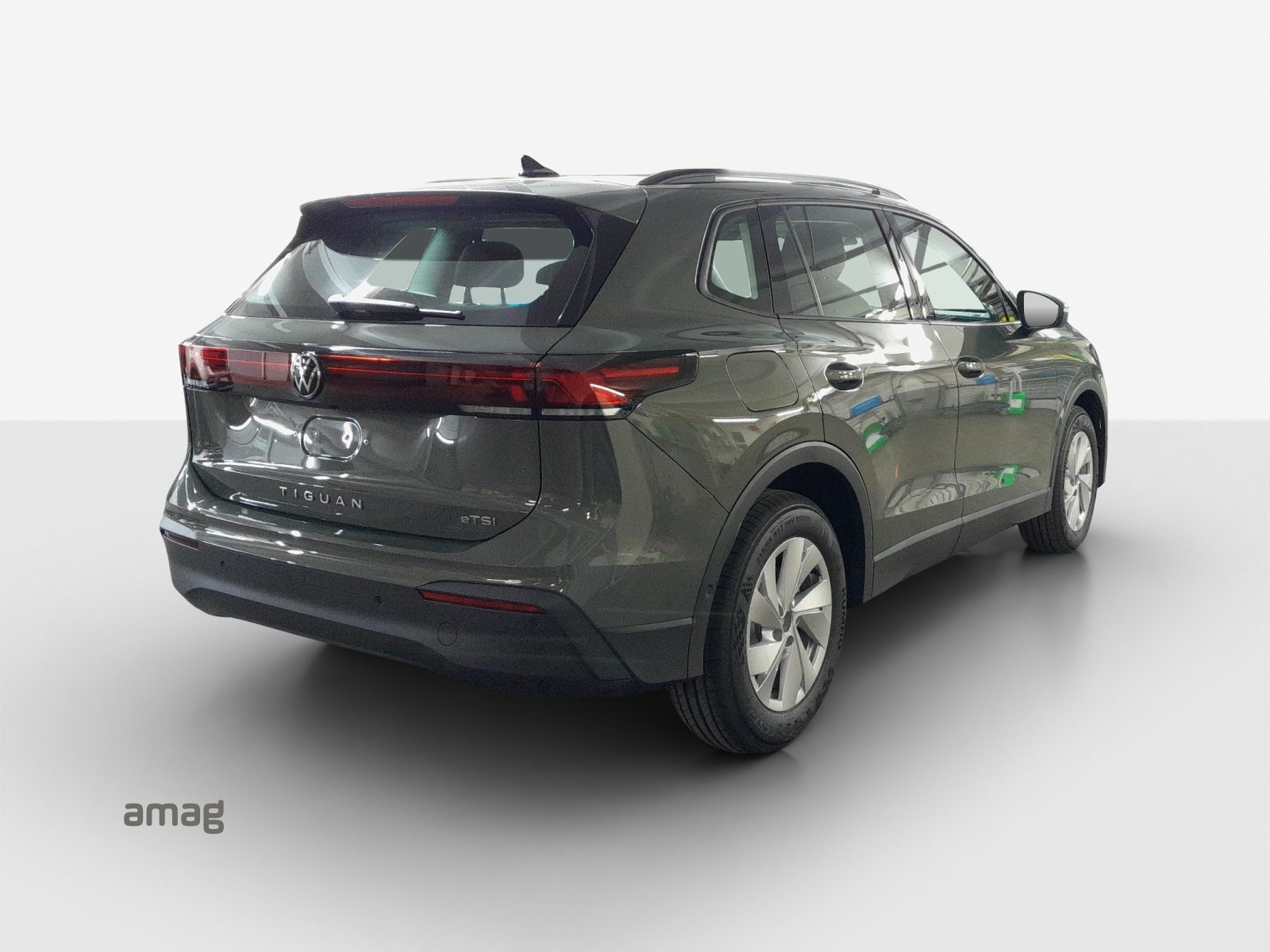 VW Tiguan Trend, Petrol, New car, Automatic - 5