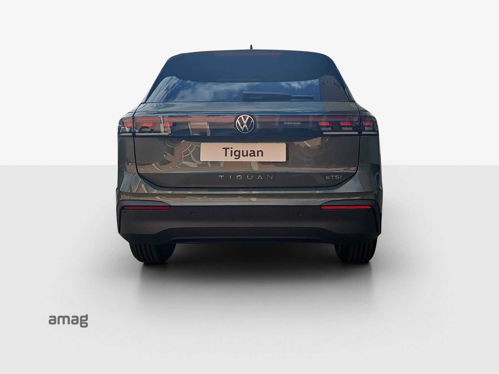 VW Tiguan UNITED, Petrol, New car, Automatic - 4
