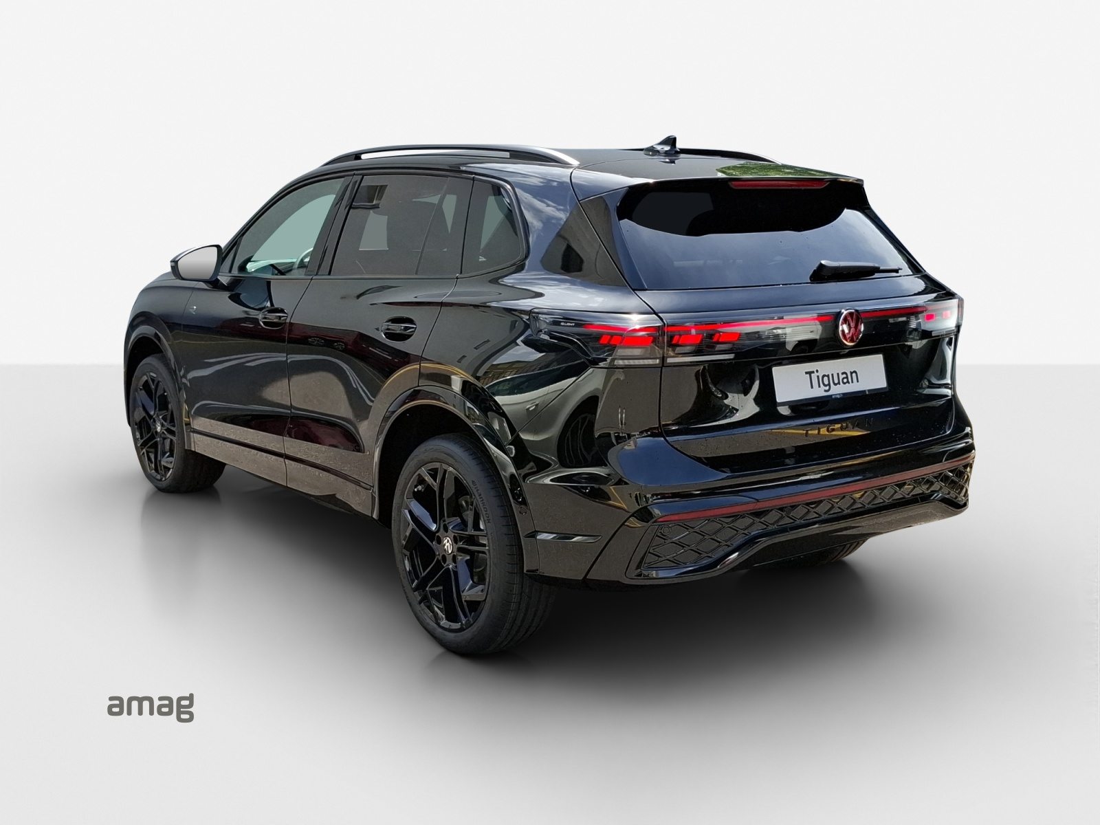 VW Tiguan R-Line UNITED, Diesel, New car, Automatic - 3