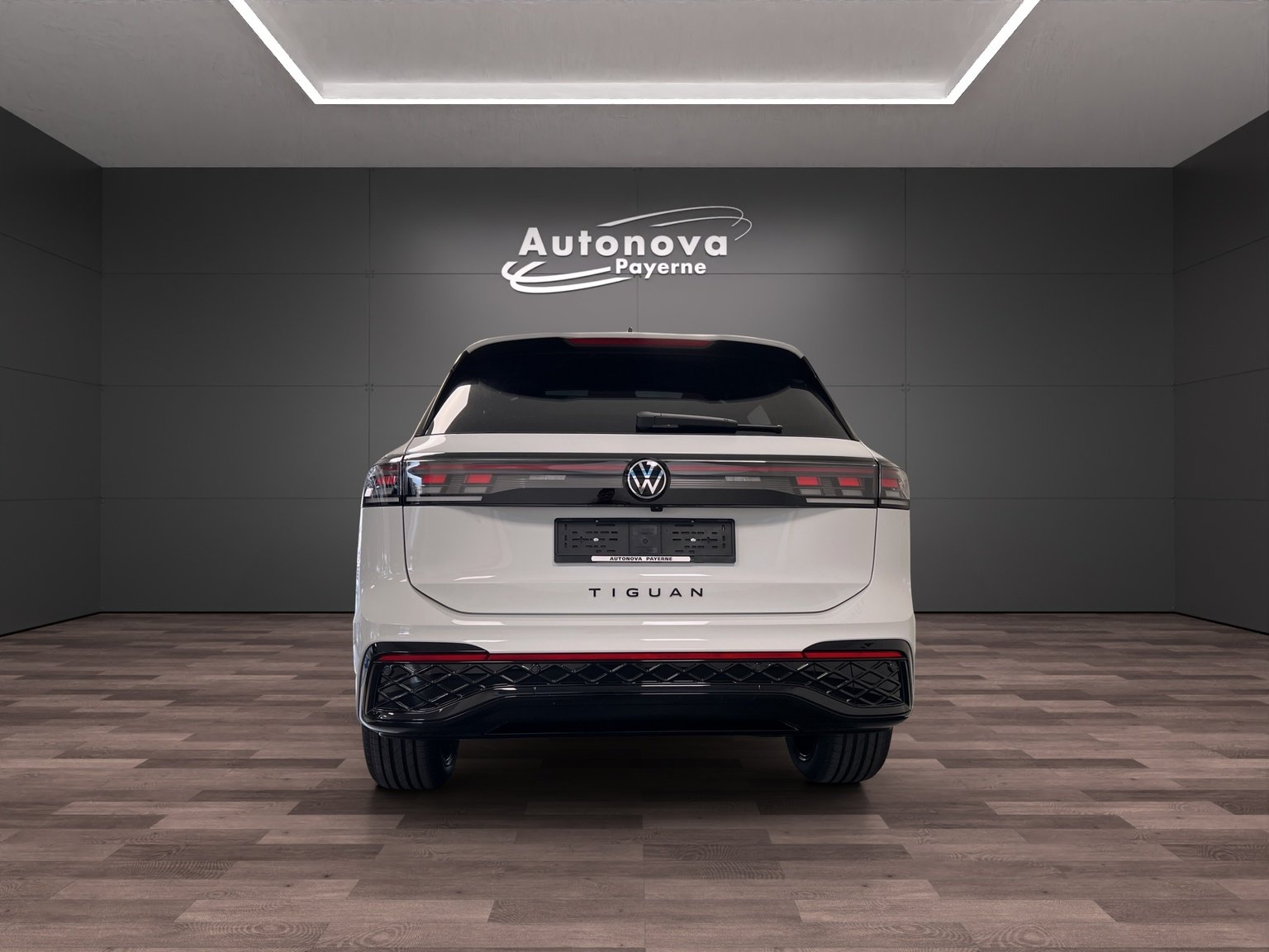 VW Tiguan 2.0 TSI DSG R-Line 4Motion, Benzina, Auto nuove, Automatico - 5
