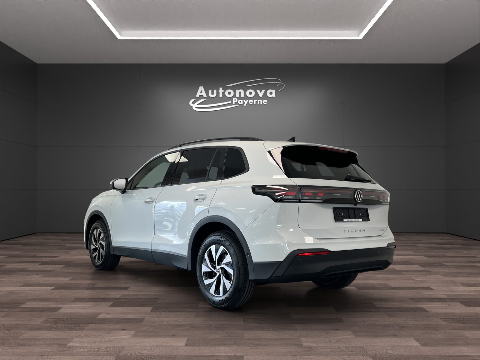 VW Tiguan UNITED, Essence, Voiture nouvelle, Automatique - 4