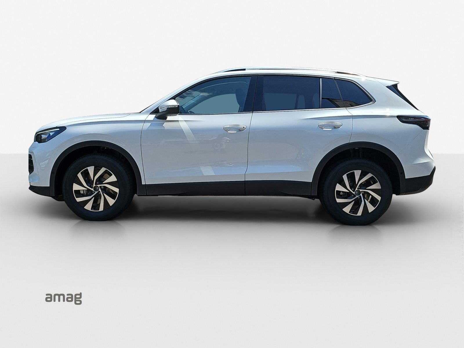 VW Tiguan Life UNITED, Petrol, New car, Automatic - 2