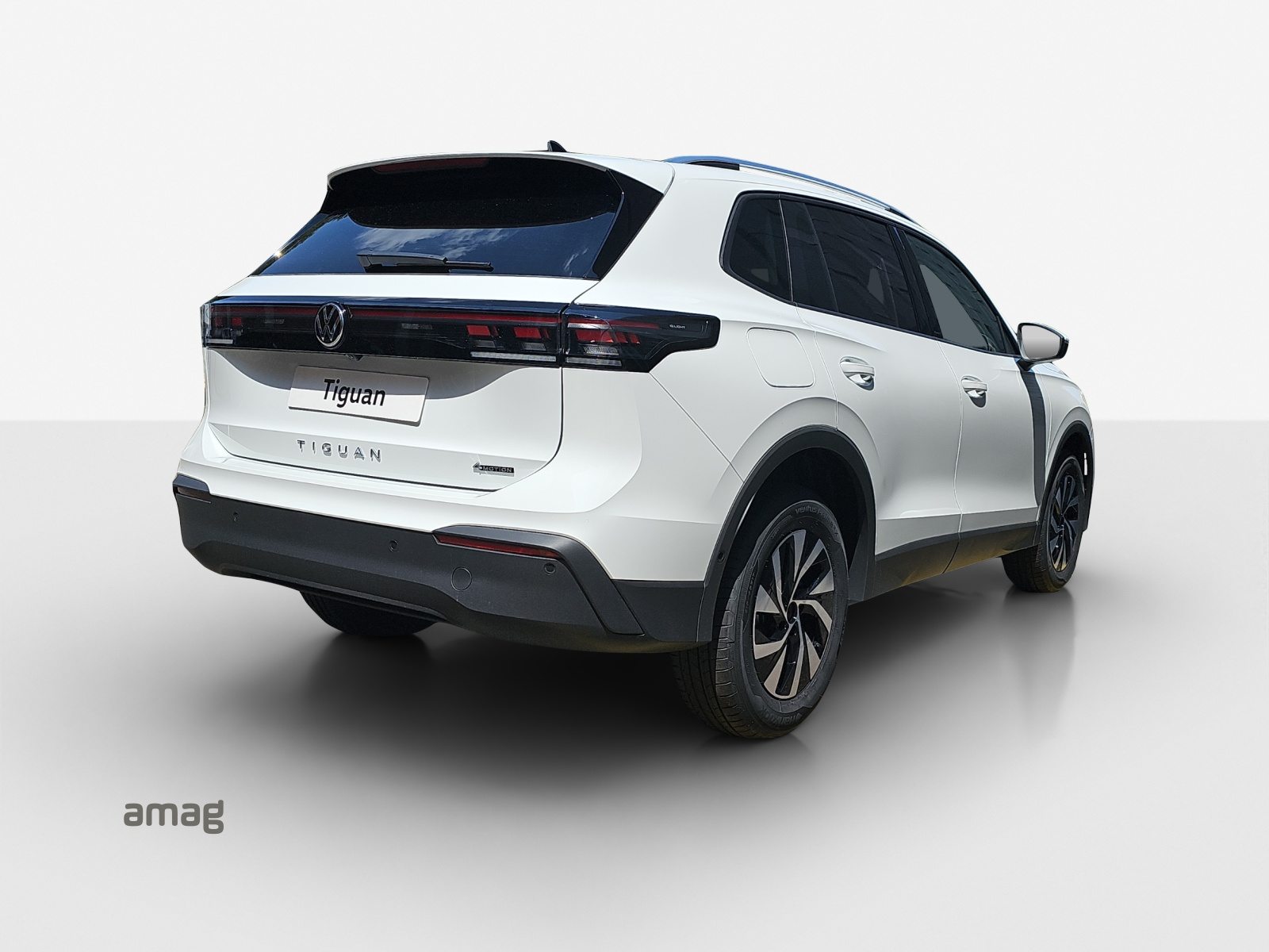 VW Tiguan Life UNITED, Petrol, New car, Automatic - 5