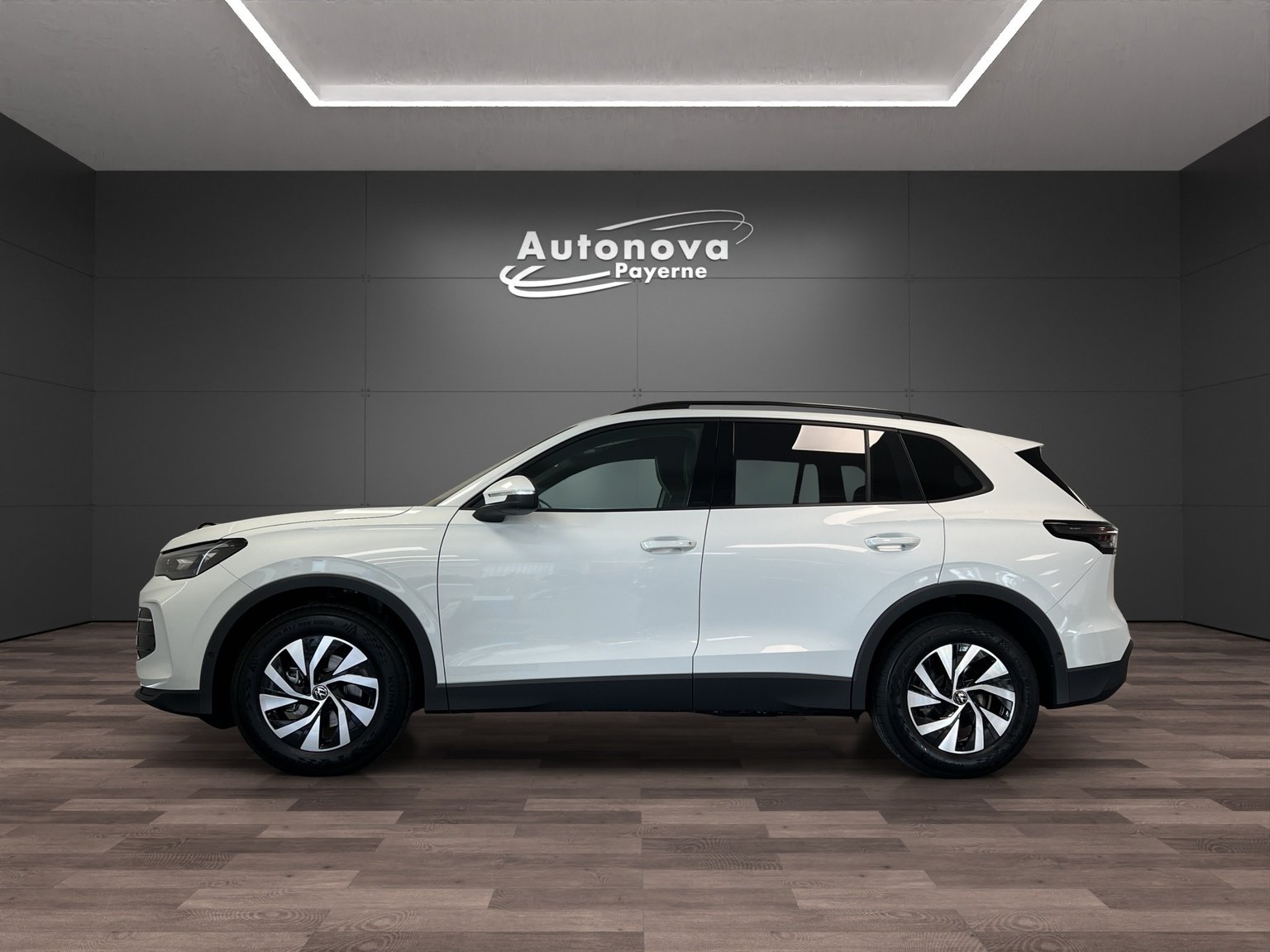 VW Tiguan 1.5 TSI evo2 mHEV United DSG, Hybride Leggero Benzina/Elettrica, Auto nuove, Automatico - 3