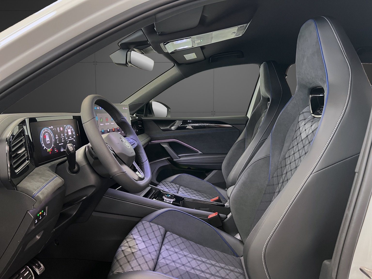 VW Tiguan 1.5 TSI evo2 mHEV R-Line DSG, Hybride Leggero Benzina/Elettrica, Auto nuove, Automatico - 6