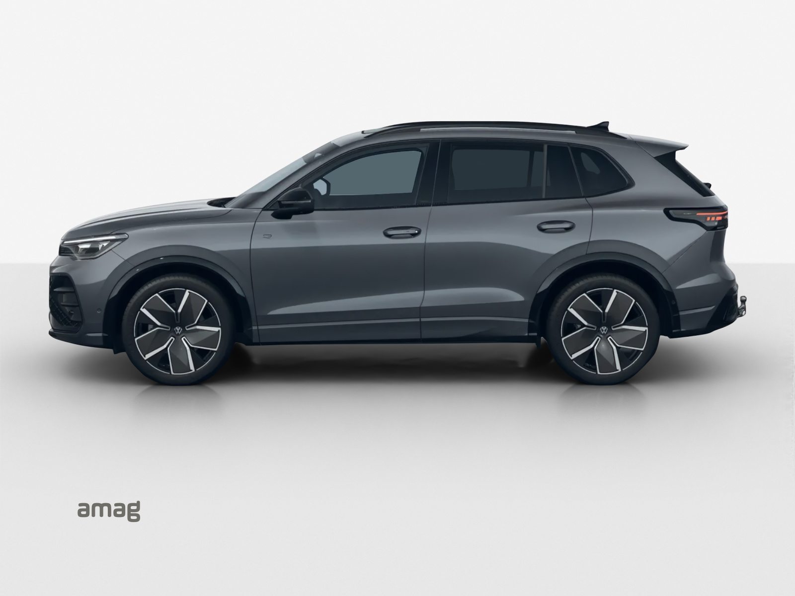 VW Tiguan R-Line UNITED, Diesel, New car, Automatic - 2