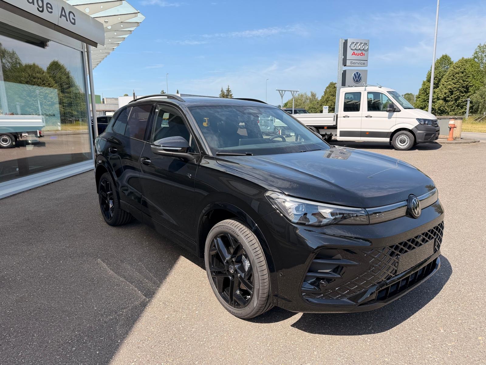 VW Tiguan 2.0 TSI DSG R-Line United 4Motion, Petrol, New car, Automatic - 7