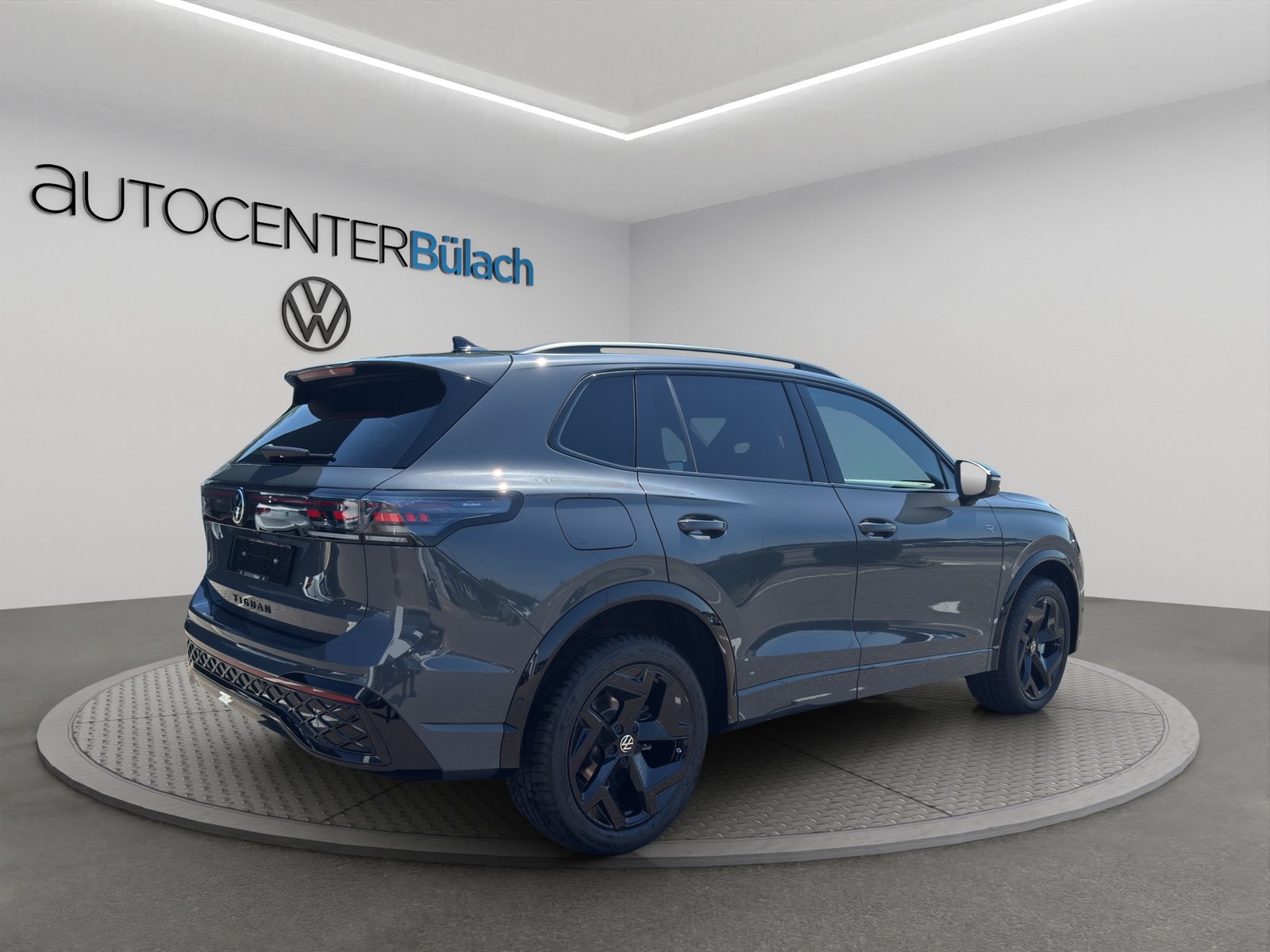 VW Tiguan 2.0 TSI DSG R-Line 4Motion, Petrol, New car, Automatic - 5