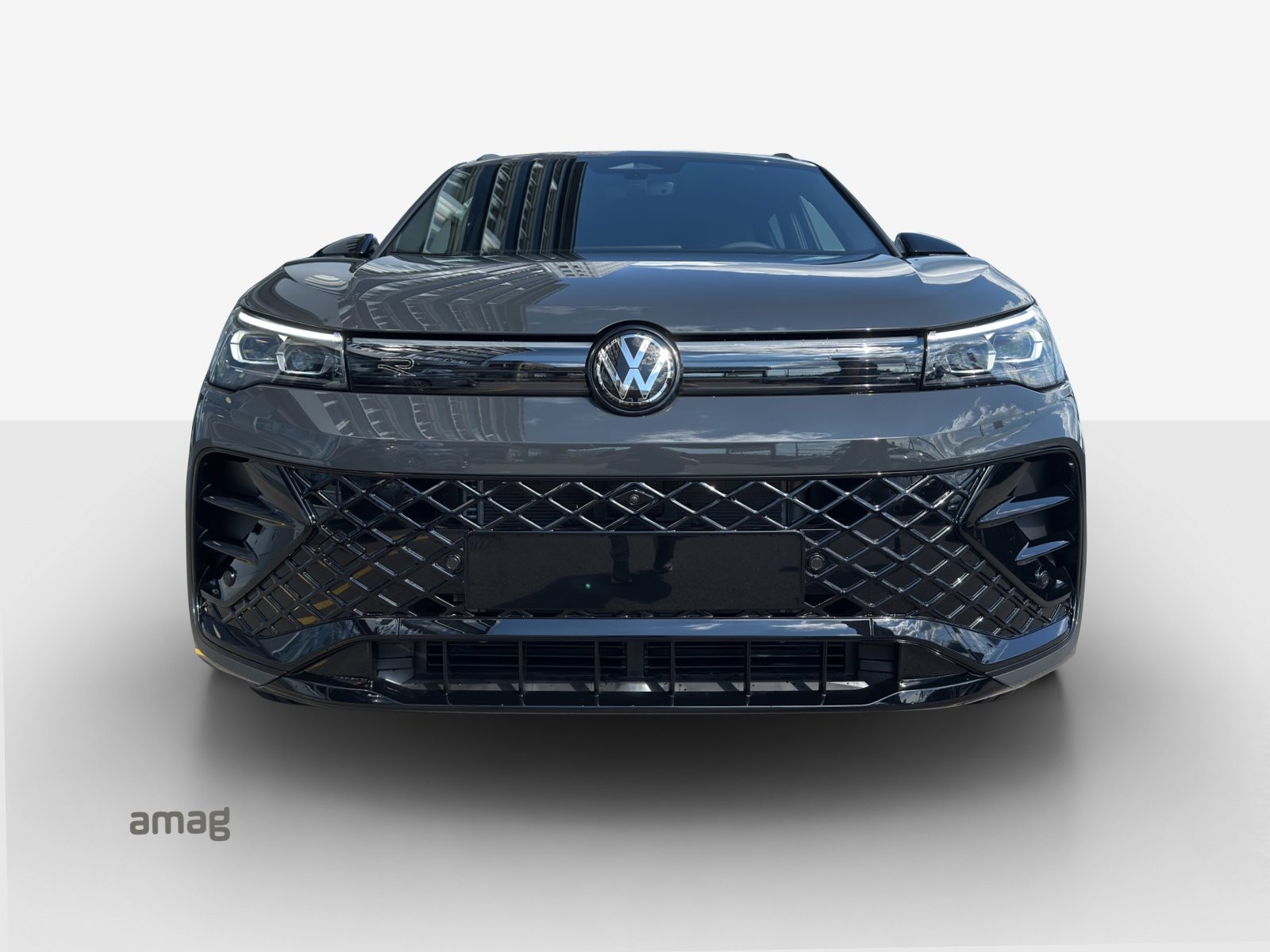 VW Tiguan R-Line Plus, Petrol, New car, Automatic - 7