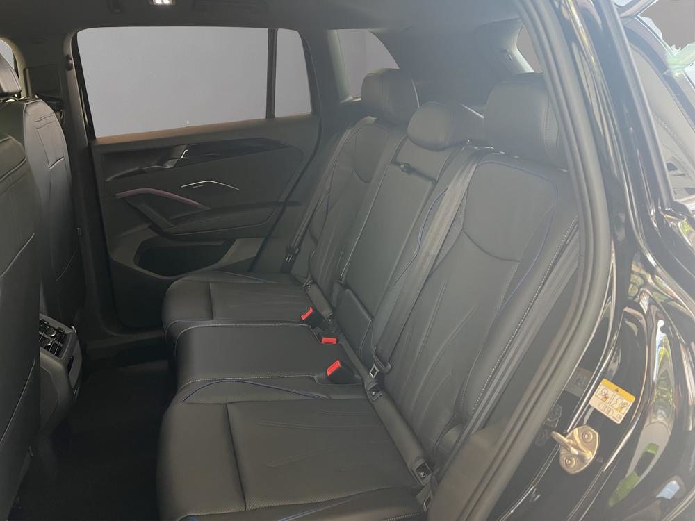 VW Tiguan R-Line Plus, Benzin, Neuwagen, Automatik - 7