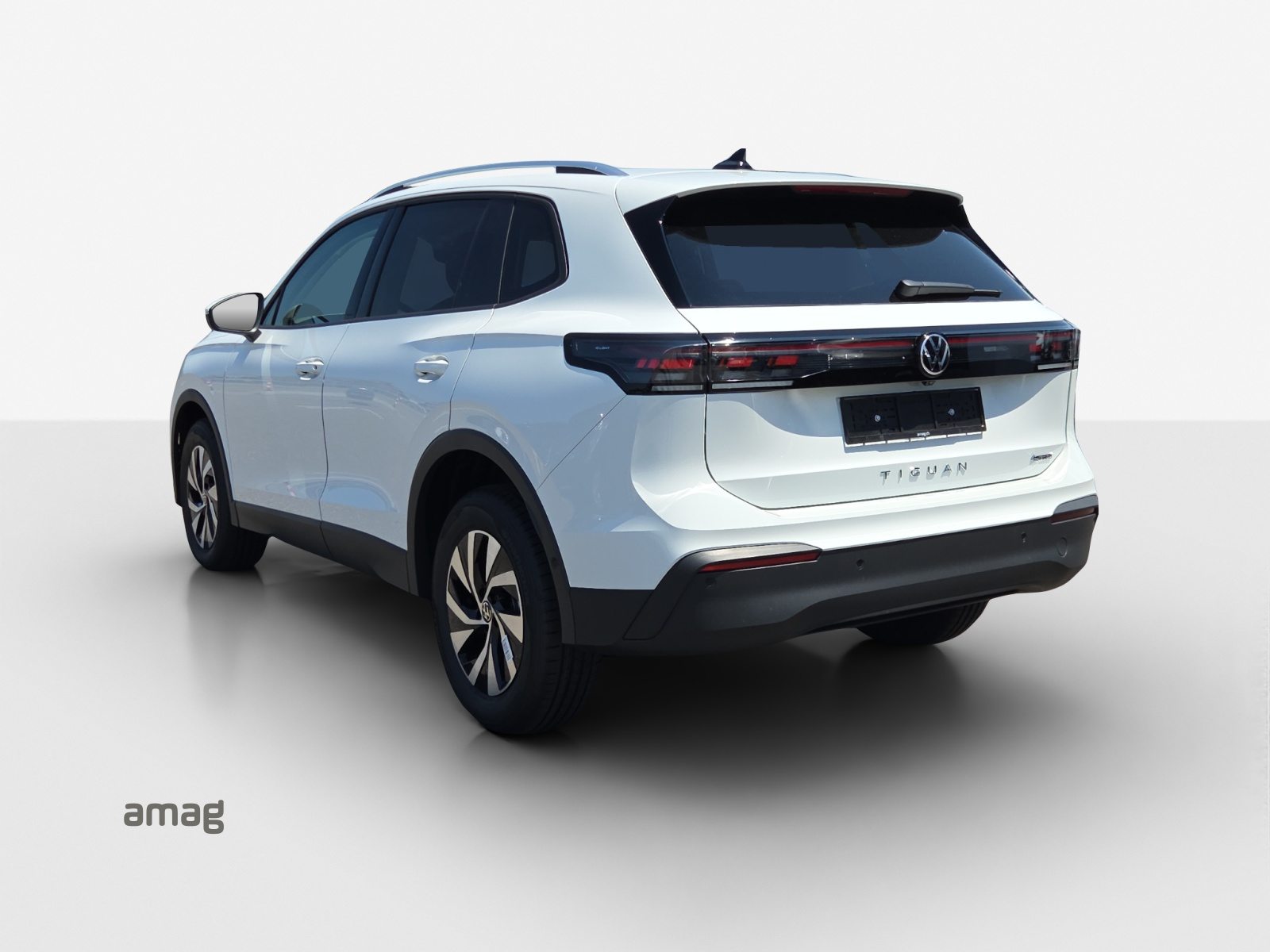 VW Tiguan Life UNITED, Essence, Voiture nouvelle, Automatique - 3
