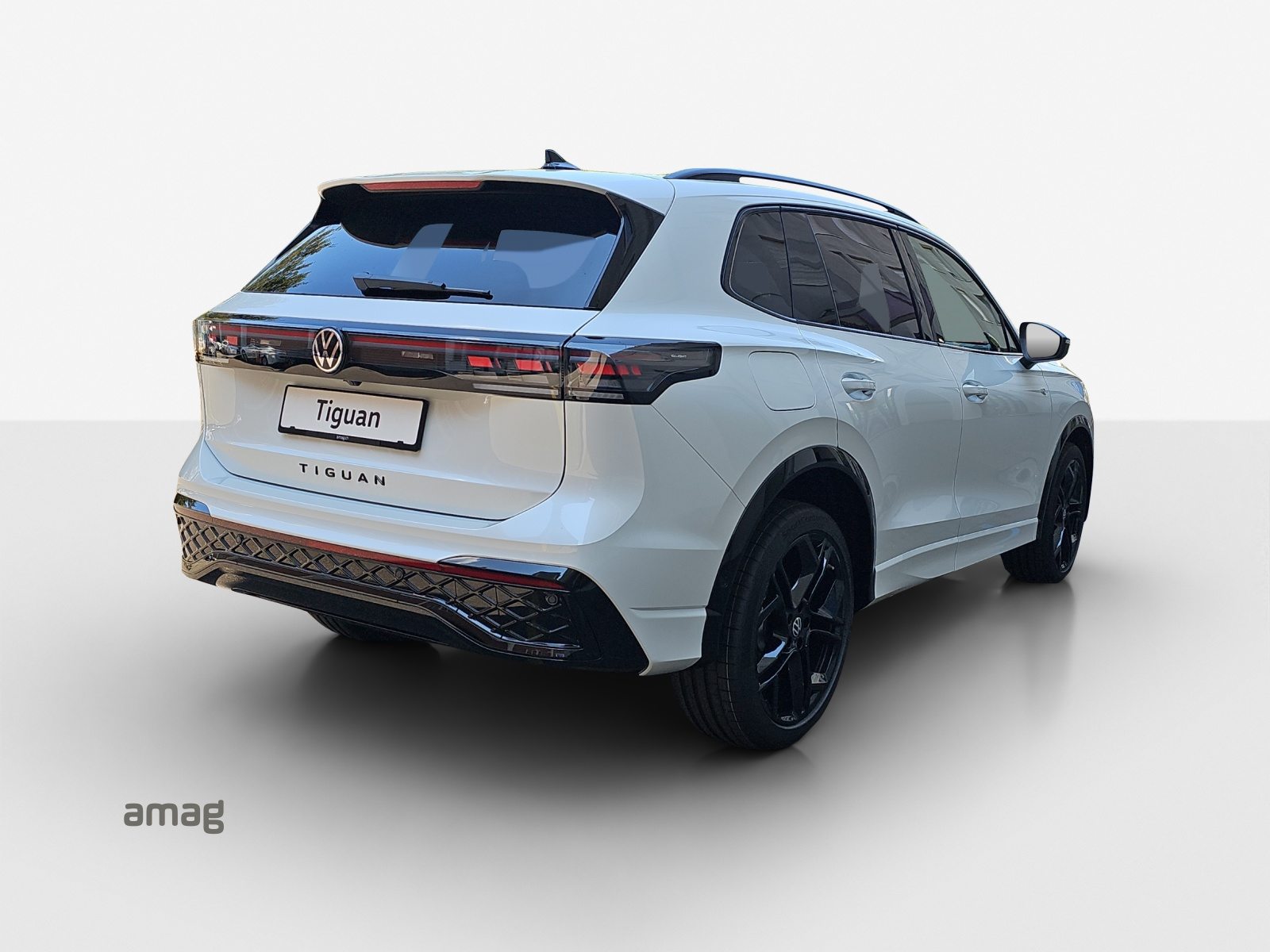 VW Tiguan R-Line Plus, Benzin, Neuwagen, Automatik - 5