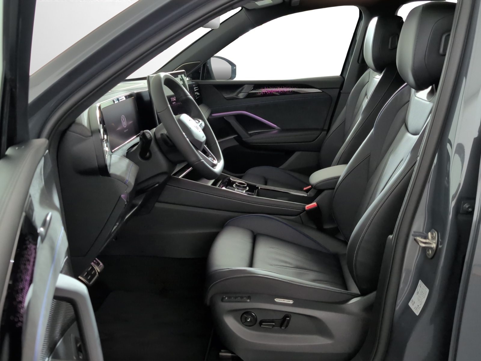 VW Tiguan R-Line Plus, Benzin, Neuwagen, Automatik - 6