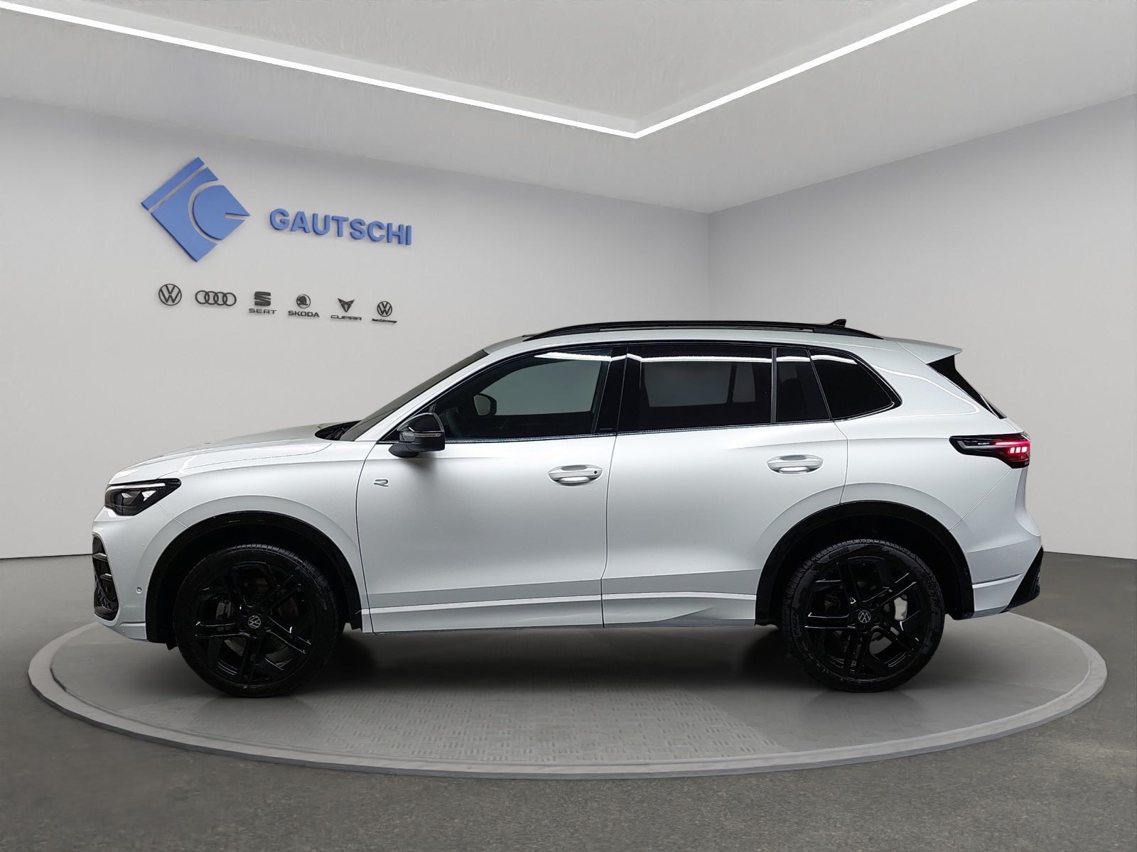 VW Tiguan R-Line, Diesel, Neuwagen, Automatik - 2