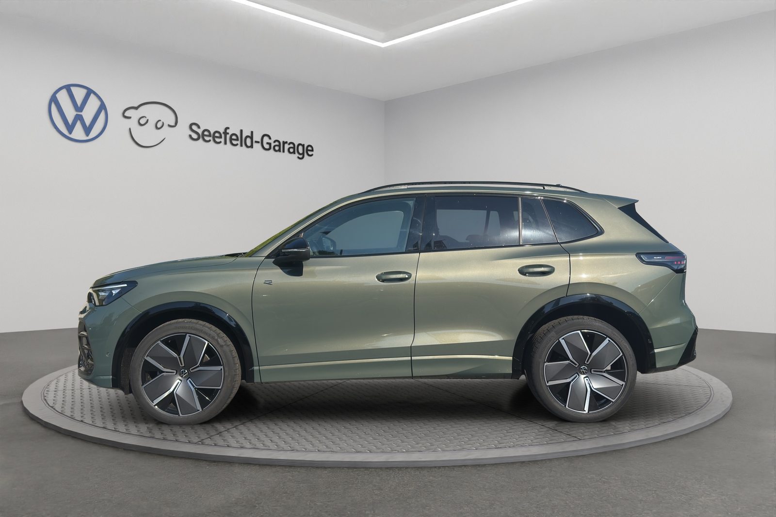 VW Tiguan R-Line, Benzin, Neuwagen, Automatik - 3