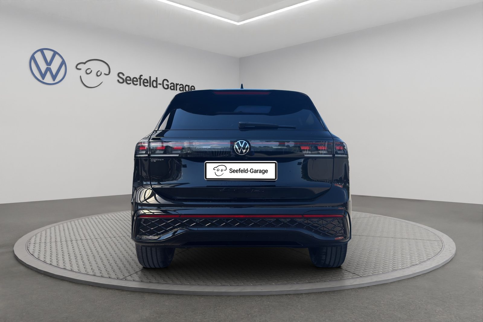 VW Tiguan R-Line, Benzin, Neuwagen, Automatik - 5